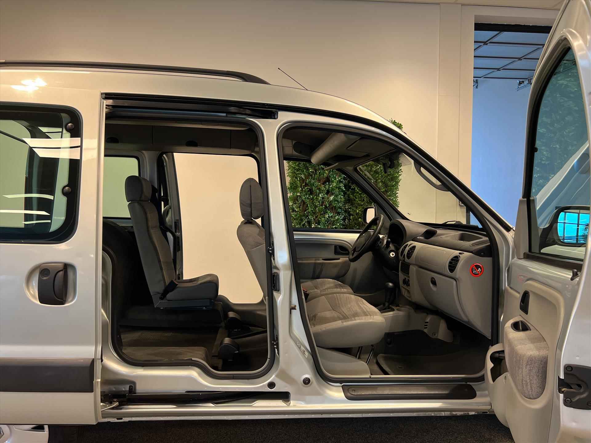 Renault Kangoo Rolstoelauto Automaat - 6/29