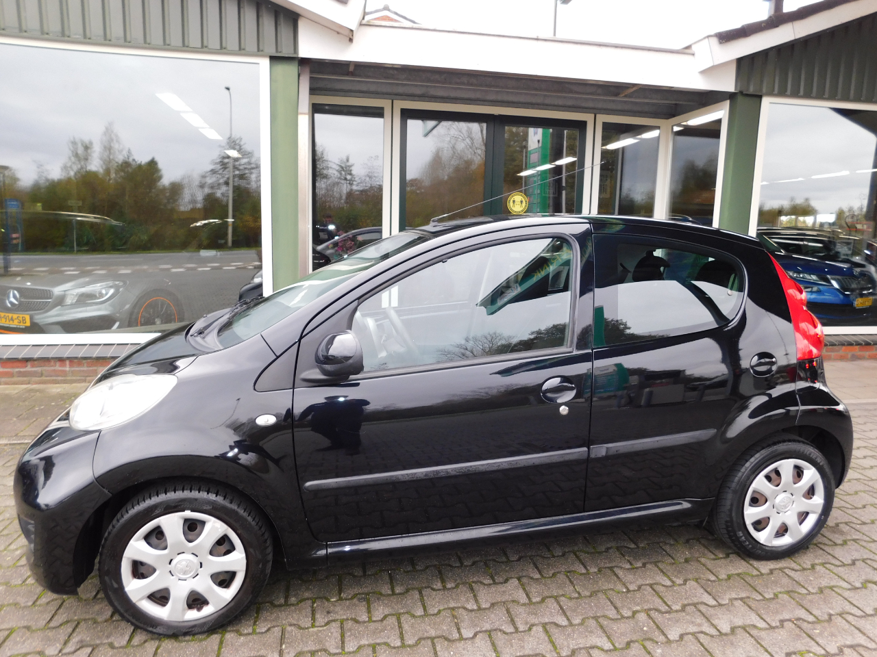 Peugeot 107 1.0 12V 68PK XS! All-in Prijs! Airco!