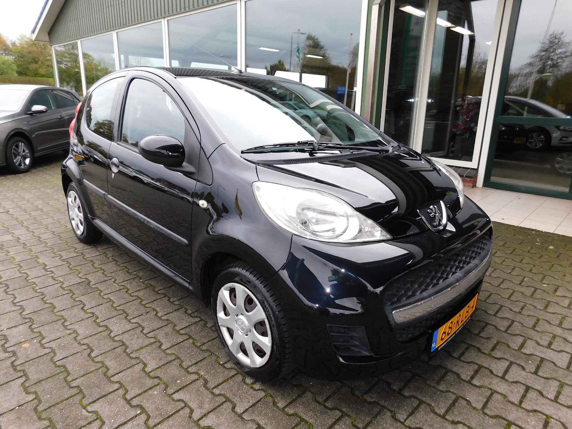 Peugeot 107 1.0 12V 68PK XS! All-in Prijs! Airco! - 16/21