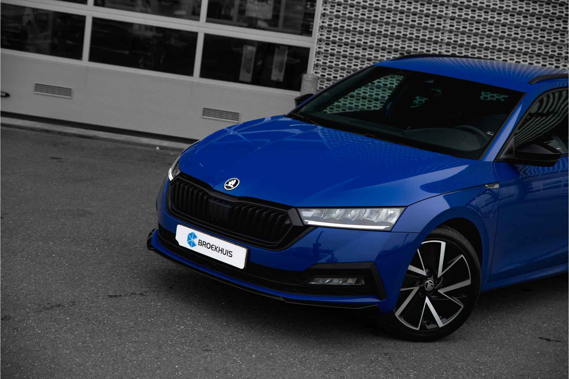 Škoda Octavia Combi 1.4 TSI iV PHEV Sportline Business - 5/27