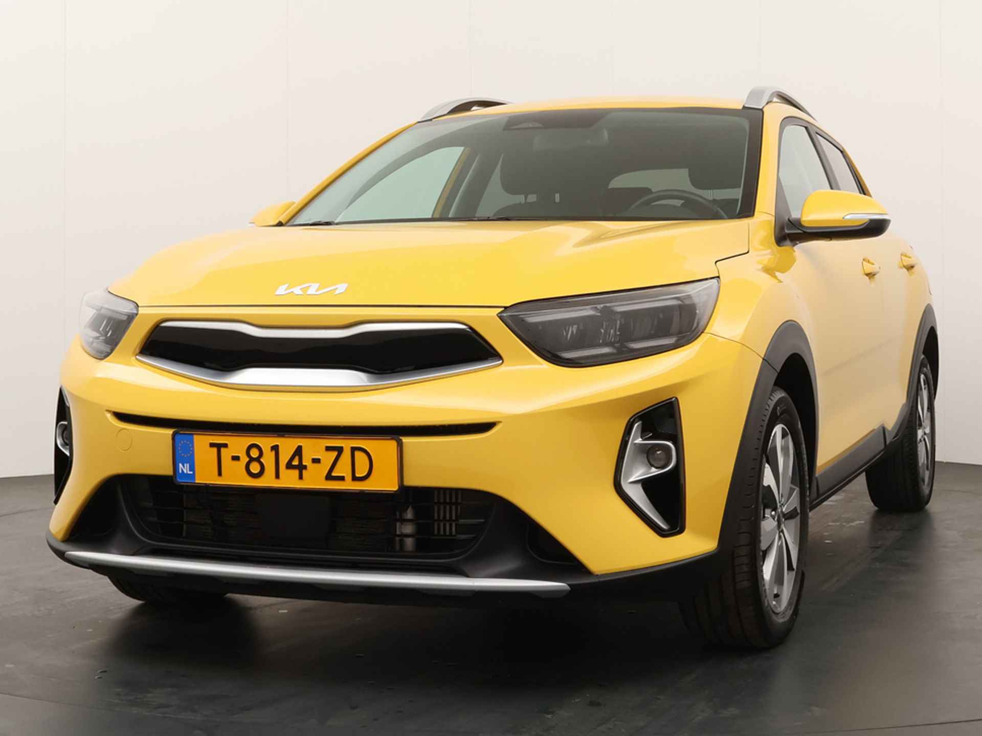 Kia Stonic 1.0 T-GDi MHEV DynamicPlusLine - Navigatie - LED koplampen - Camera - Apple Carplay/Android Auto - Fabrieksgarantie tot 10-2030 - 3/49