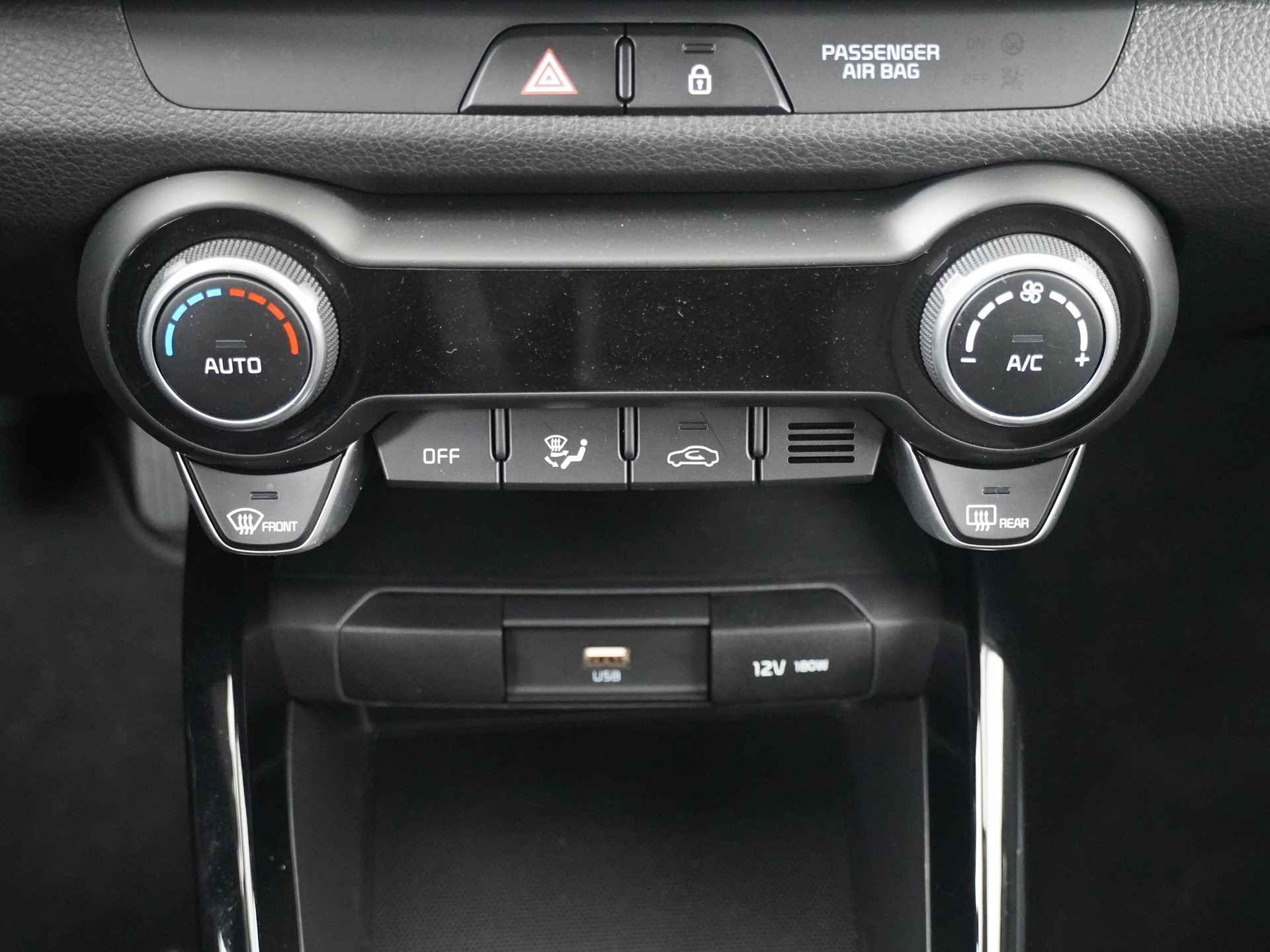 Kia Stonic 1.0 T-GDi MHEV DynamicPlusLine - Navigatie - LED koplampen - Camera - Apple Carplay/Android Auto - Fabrieksgarantie tot 10-2030 - 31/49