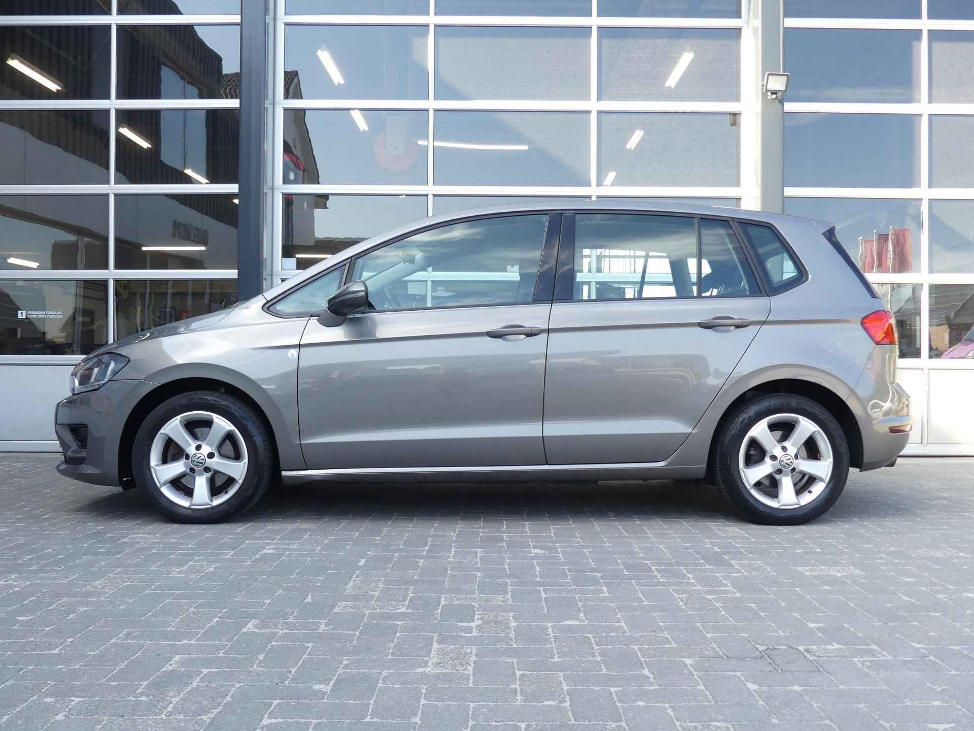 Volkswagen Golf Sportsvan 1.4 TSI Comfortline Winterpack - 30/35