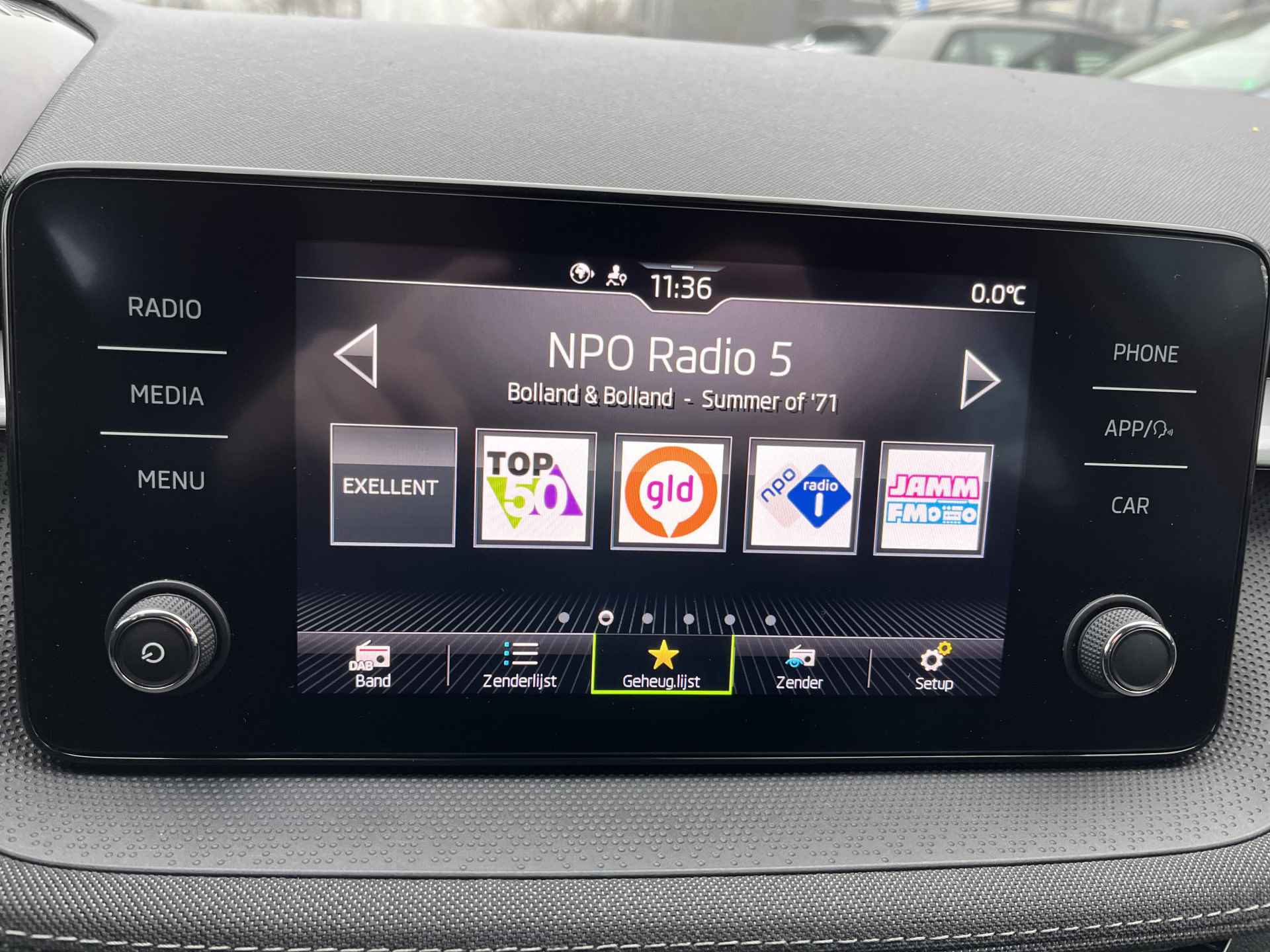 Škoda Fabia 1.0 TSI Ambition DSG Automaat Navigatie / Carplay / LED / LM Velgen / Parkeersensoren - 16/38