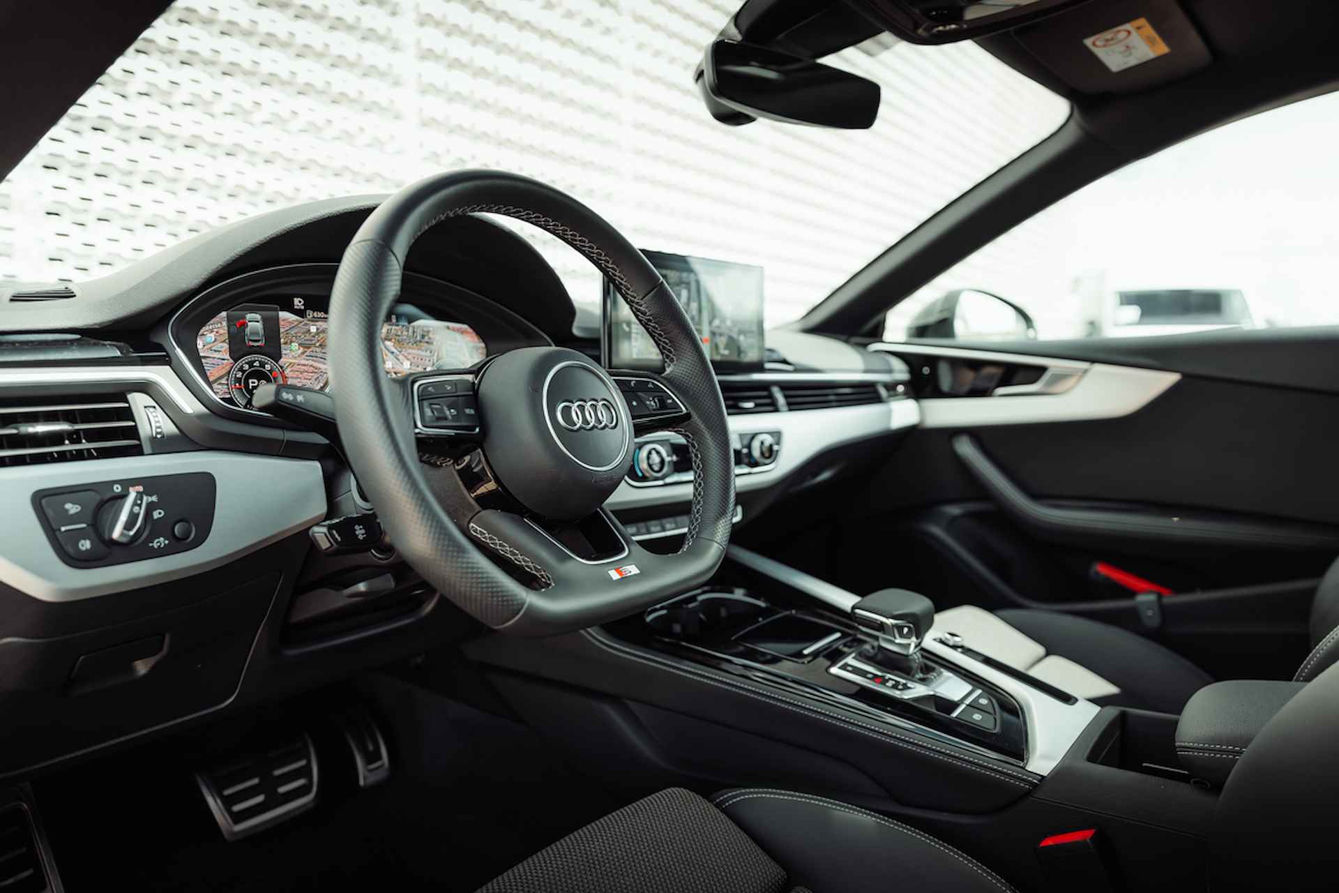 Audi A5 Sportback 35 TFSI 150pk s-tronic S edition | Panoramadak | Parking pakket | Stoelverwarming - 20/32