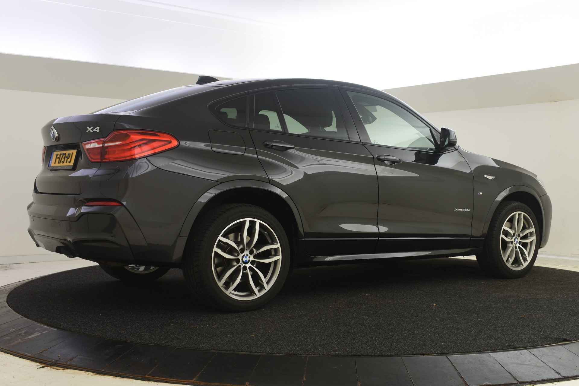 BMW X4 xDrive20d High Executive M Sport Automaat / Trekhaak / Sportstoelen / Stoelverwarming / Achteruitrijcamera / Xenon / Cruise Control / Navigatie Professional - 15/39