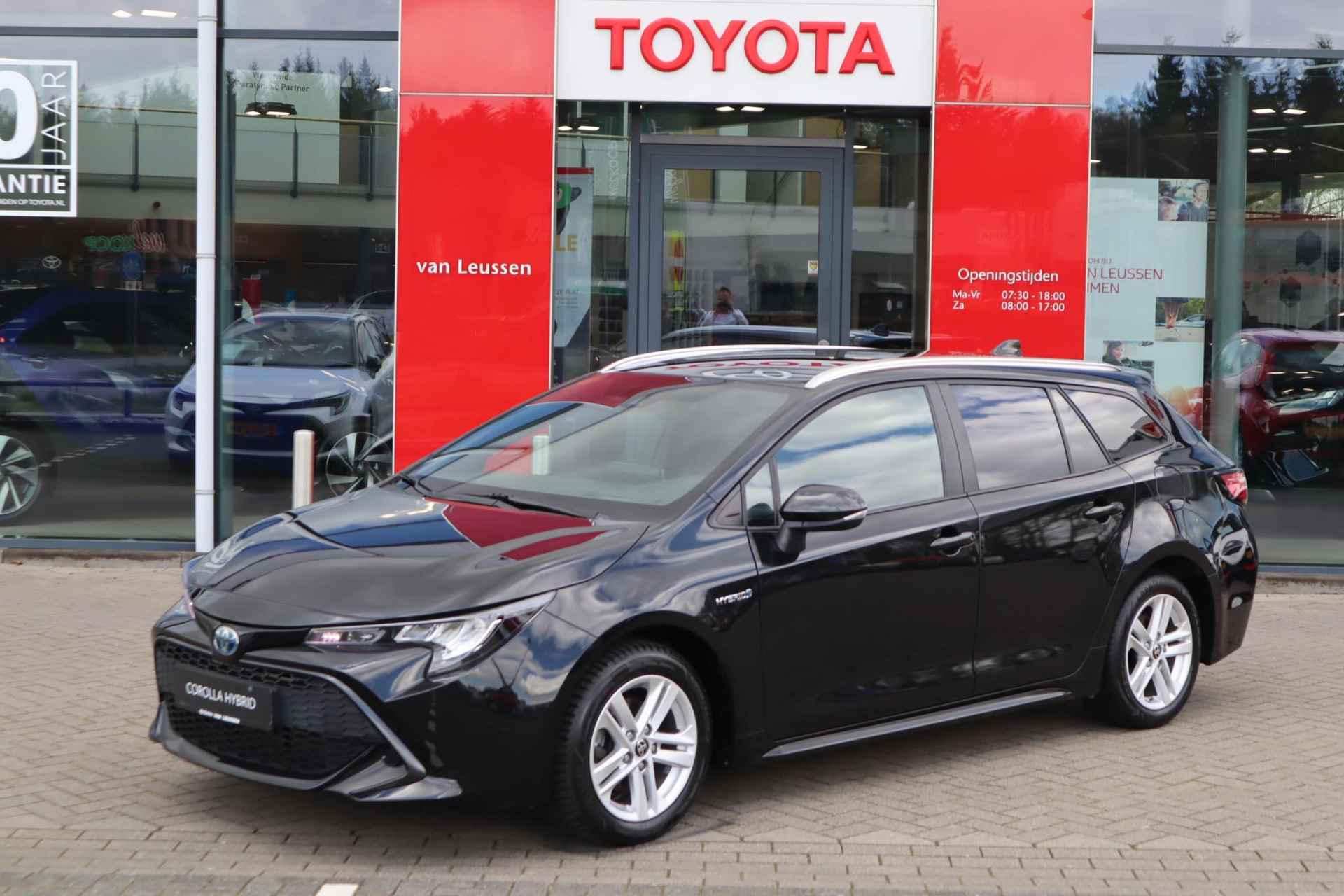 Toyota Corolla Touring Sports 1.8 Hybrid Dynamic APPLE/ANDROID STOEL/STUURVERW. CAMERA AD-CRUISE PRIVACY-GLASS LM-VELGEN - 1/31