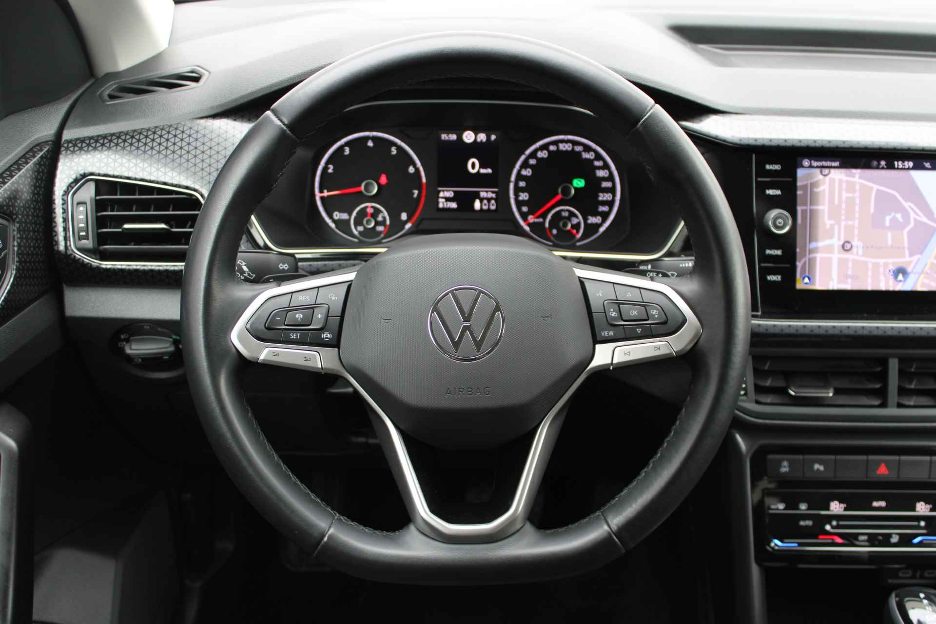 Volkswagen T-Cross Style 1.0 TSI 110 pk DSG | Navigatie | PDC v+a | 17"Lmv | Adaptive Cruise Control - 19/47