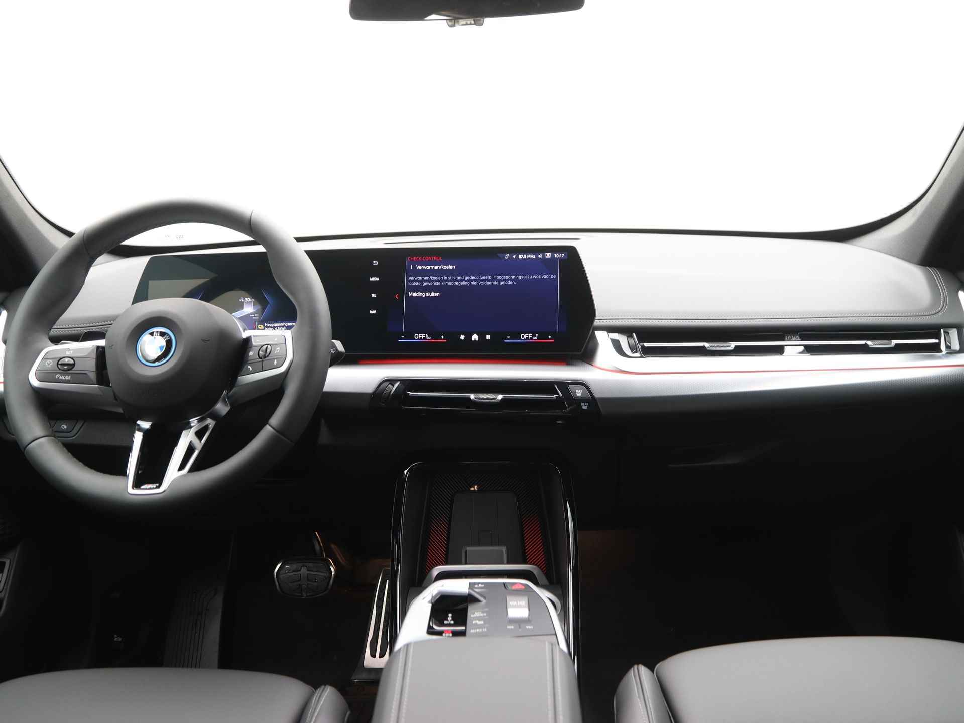 BMW iX1 eDrive20 67 kWh - 14/27