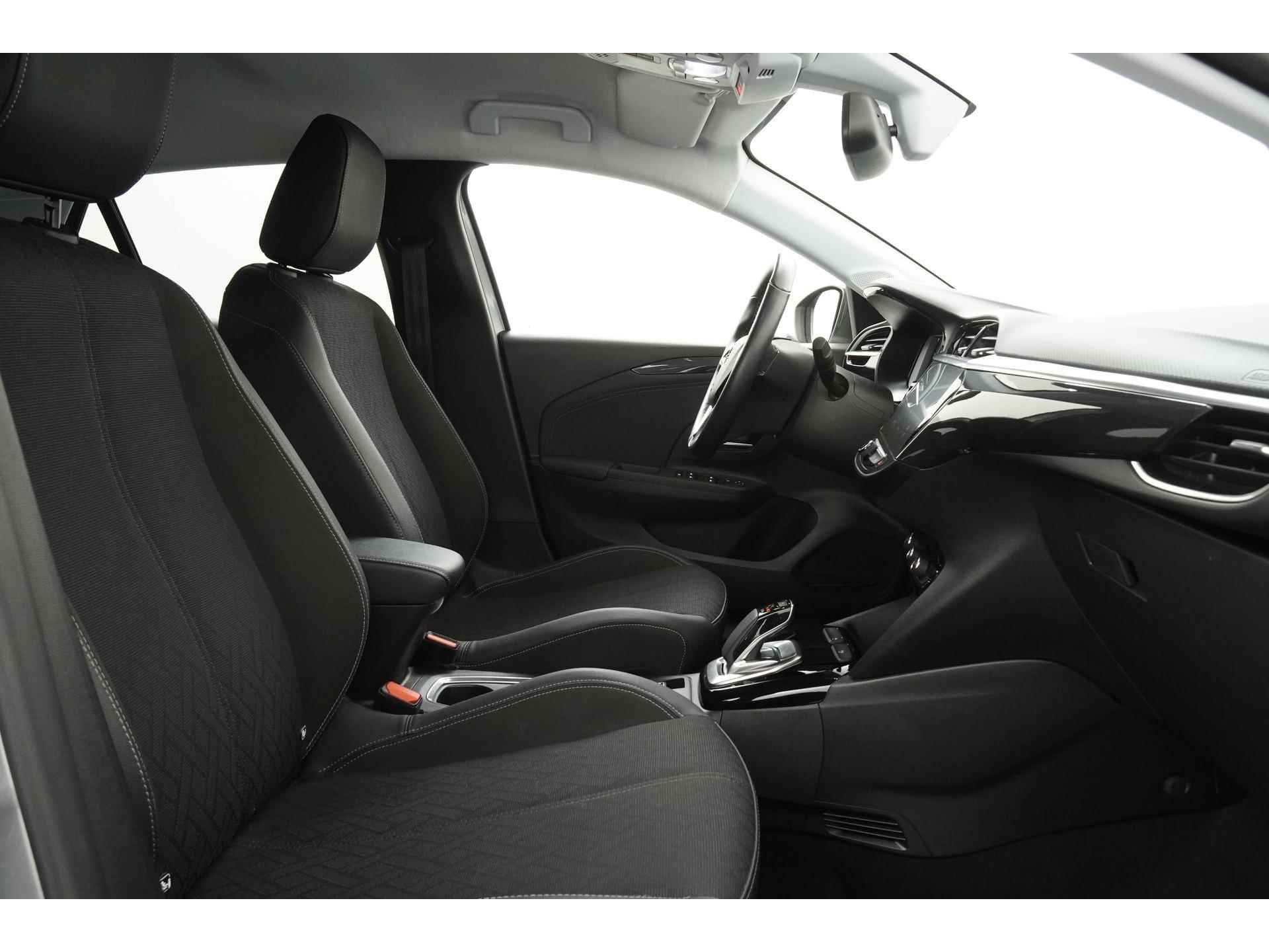 Opel CORSA-E Elegance 50 kWh | 21.945,- na subsidie | Digital Cockpit | Apple/Android Carplay | Navigatie | Zondag Open! - 3/45
