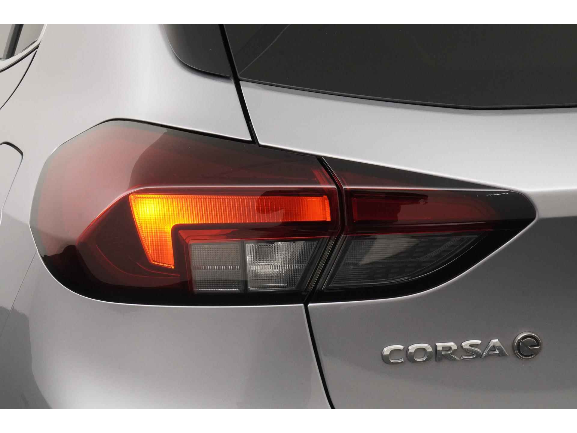 Opel CORSA-E Elegance 50 kWh | 21.945,- na subsidie | Digital Cockpit | Apple/Android Carplay | Navigatie | Zondag Open! - 24/45