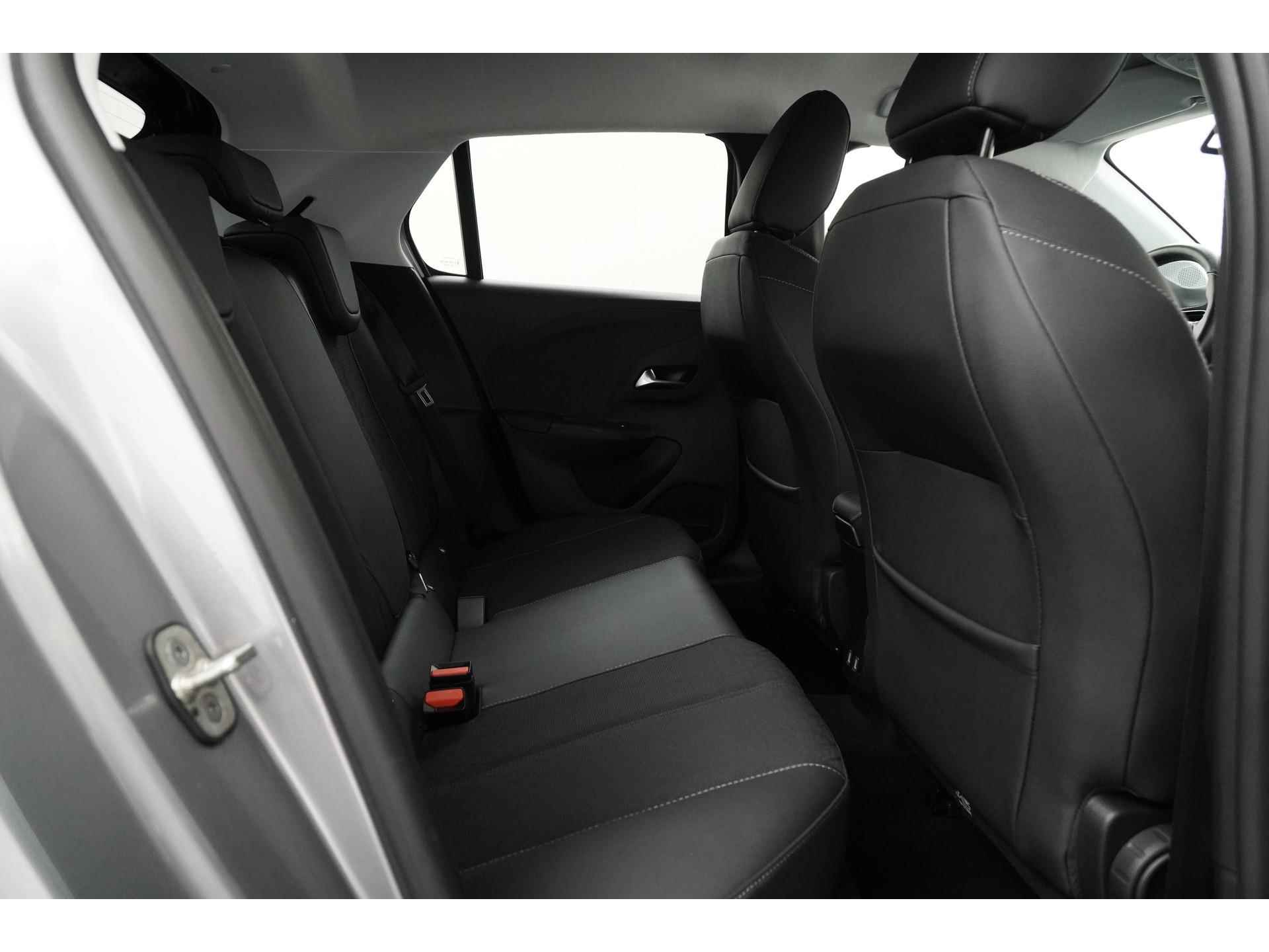 Opel Corsa-e Elegance 50 kWh | 20.945,- na subsidie Opel CORSA-E Elegance 50 kWh | 21.945,- na subsidie | Digital Cockpit | Apple/Android Carplay | Navigatie | Zondag Open! - 28/45