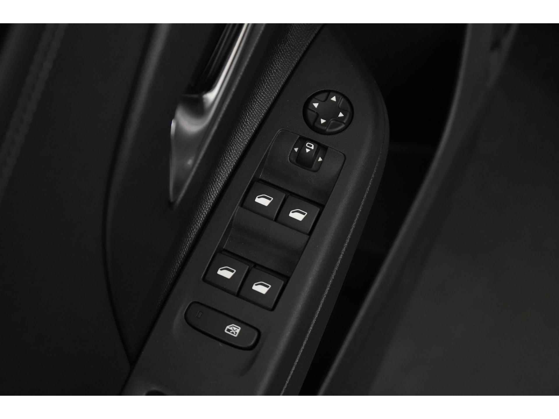 Opel CORSA-E Elegance 50 kWh | 21.945,- na subsidie | Digital Cockpit | Apple/Android Carplay | Navigatie | Zondag Open! - 36/45