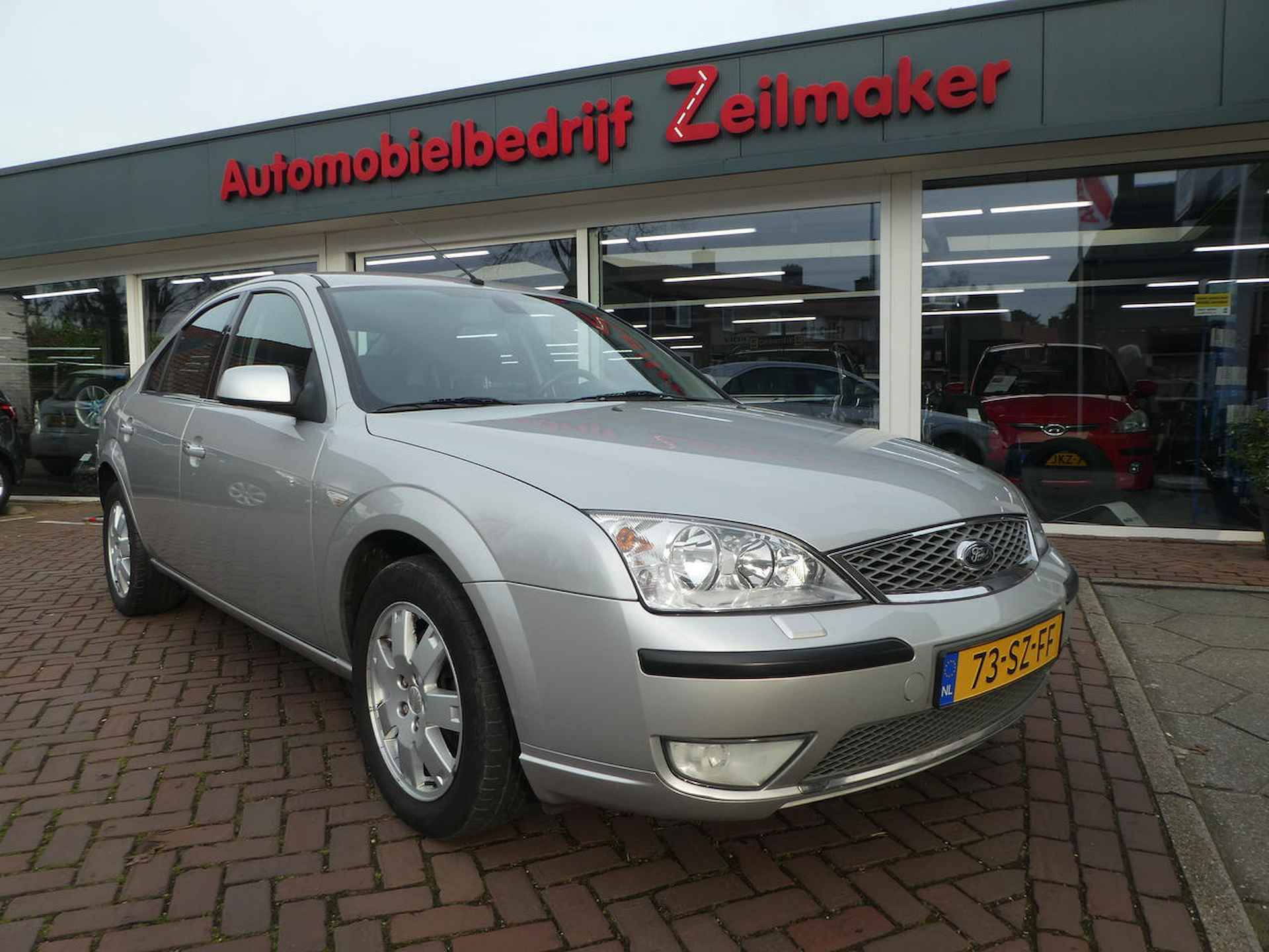 FORD Mondeo 1.8 16V 125PK PLATINUM CLIMA LEER - 30/33