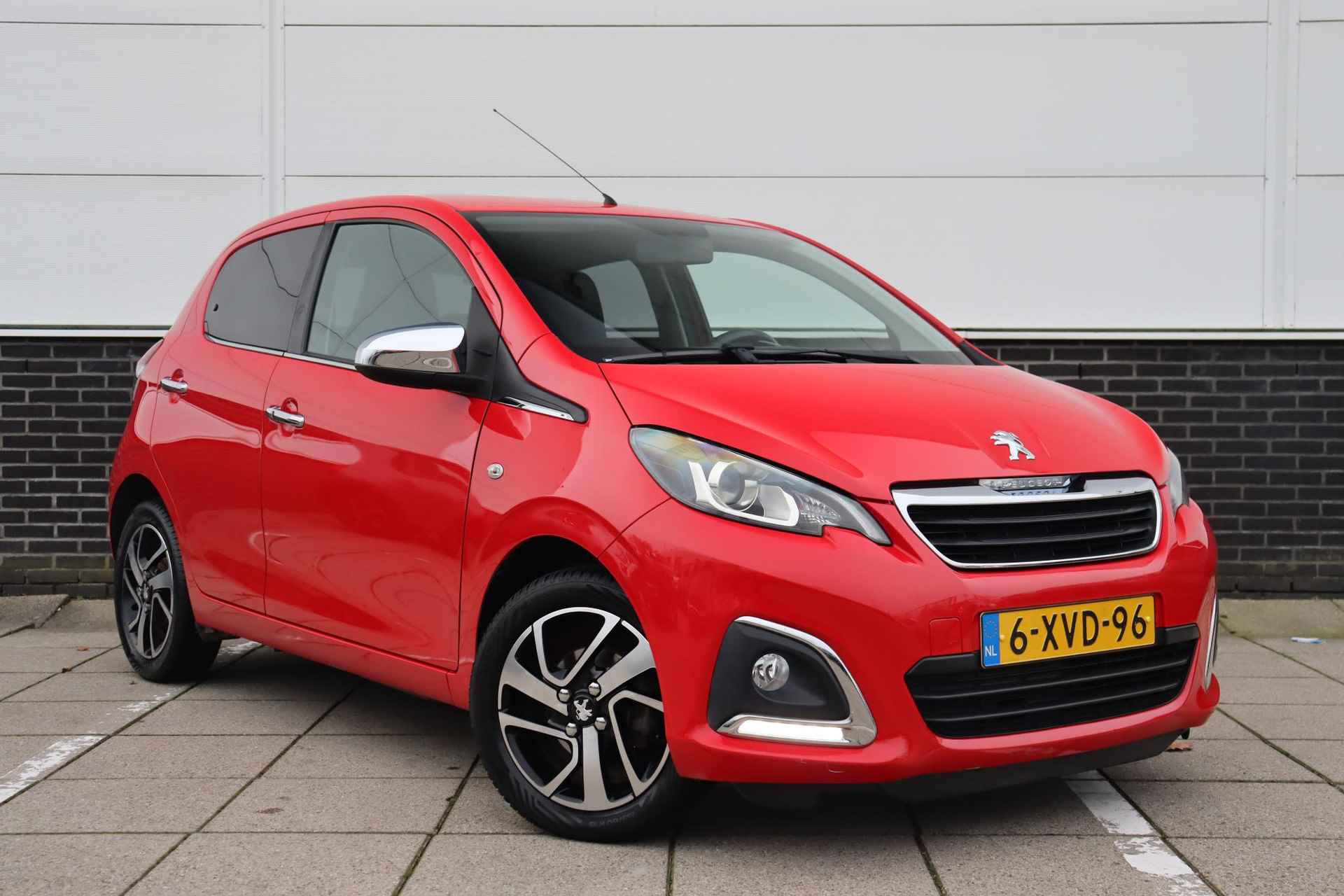 Peugeot 108 1.0 e-VTi Première * Climate Control * Keyless * - 3/47