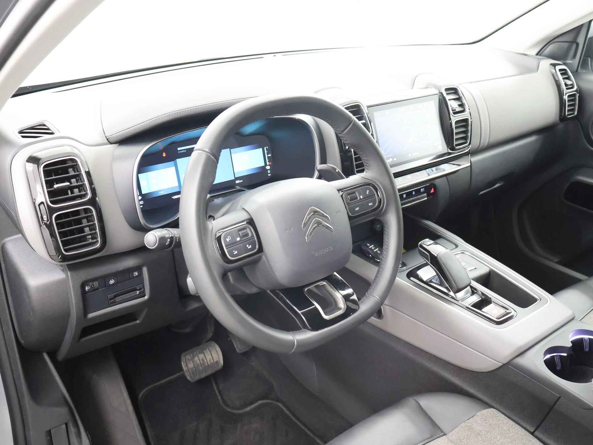 Citroen C5 Aircross 1.6 Plug-in Hybrid Feel | LED | Navigatie | Comfortstoelen | Digitaal Dashboard | Trekhaak | Camera | DAB | Apple CarPlay/Android Auto | Lane Assist | 1300kg trekkracht | - 8/42