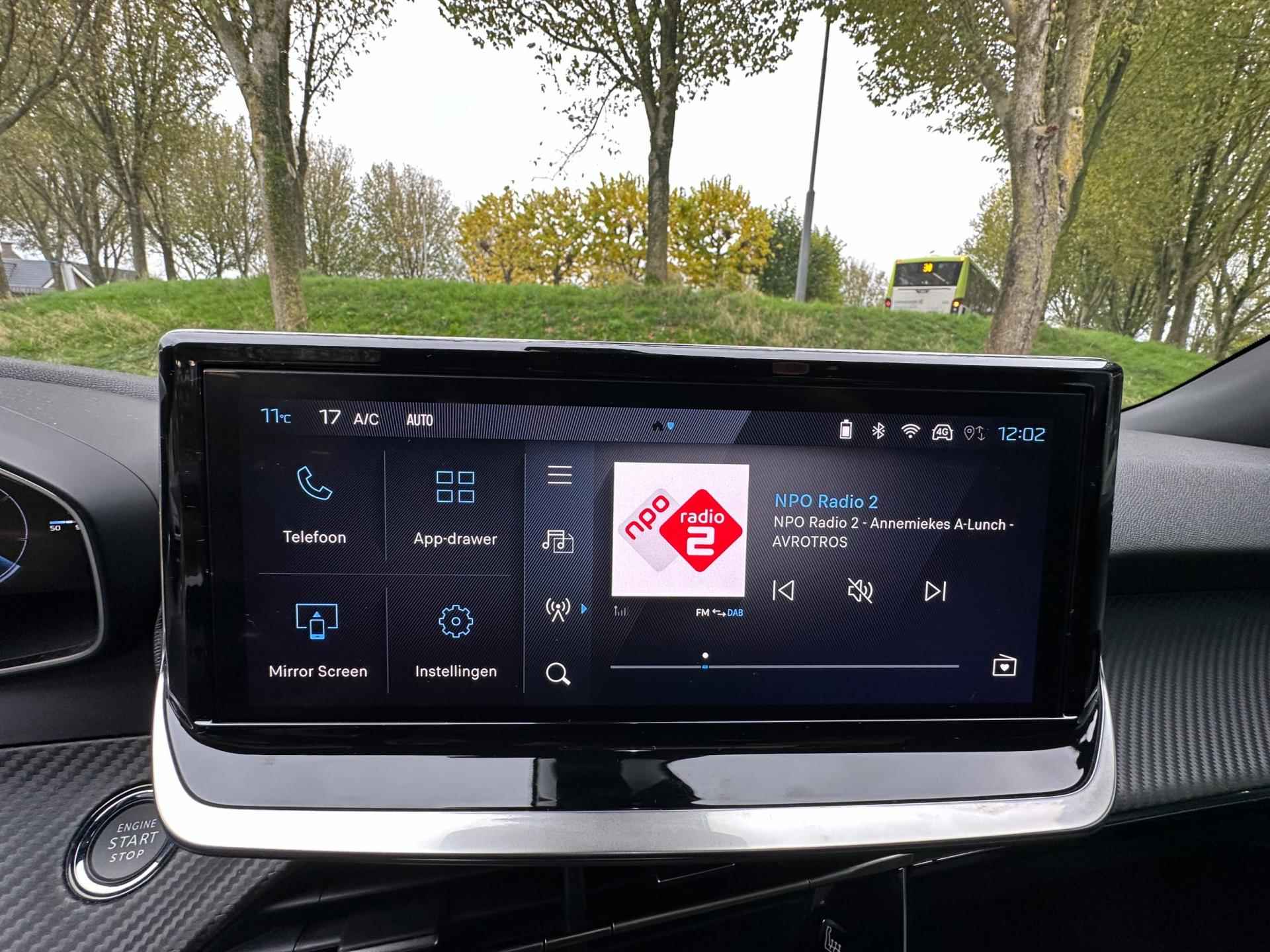 Peugeot 2008 1.2 PureTech 130 Allure stoelverw. 360 camera - carplay - 28/35