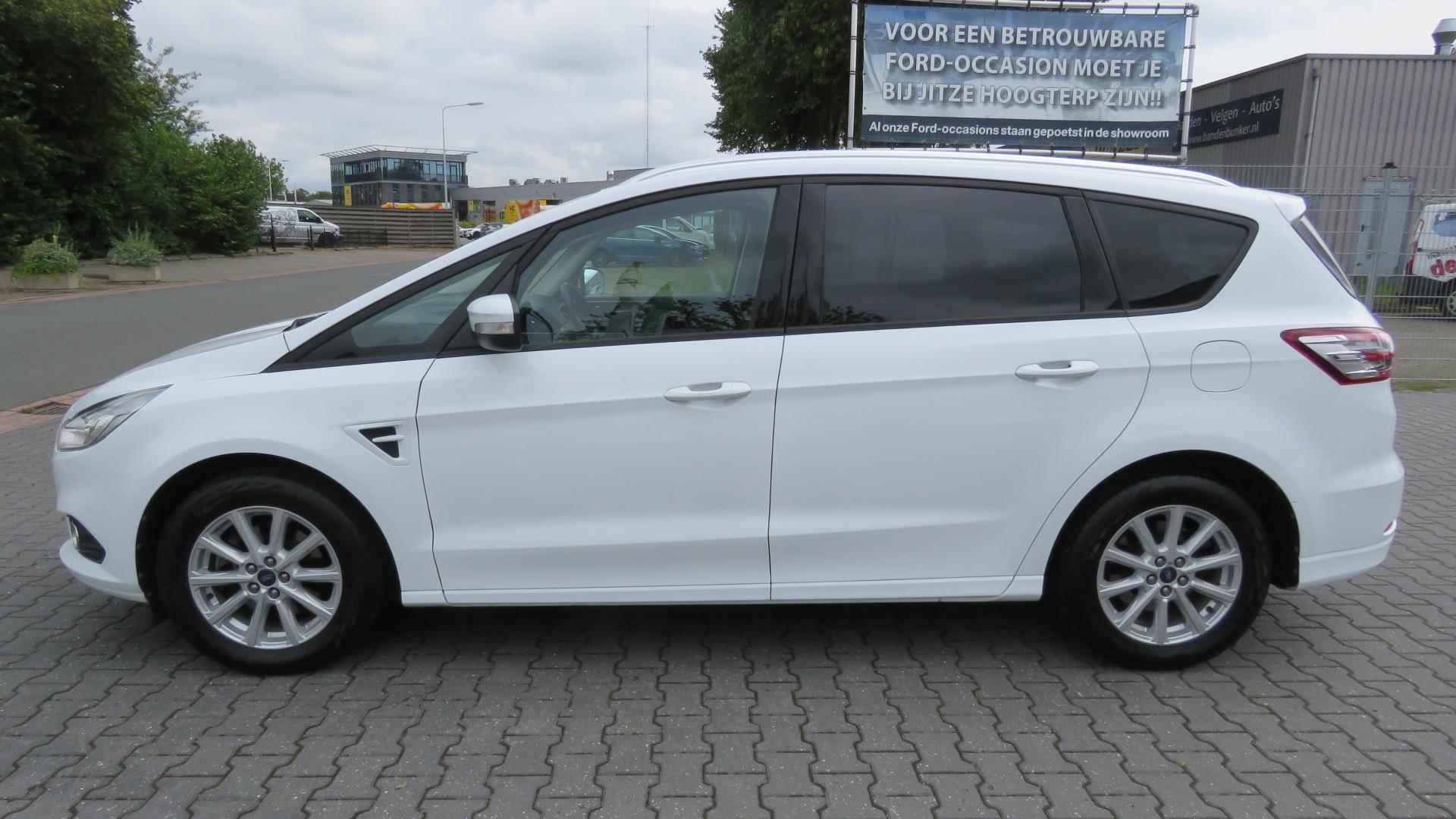 Ford S-Max 1.5 Trend 7 pers. Camera, PDC, Cruise, airco, Naviegatie, 101339 km !! - 3/29