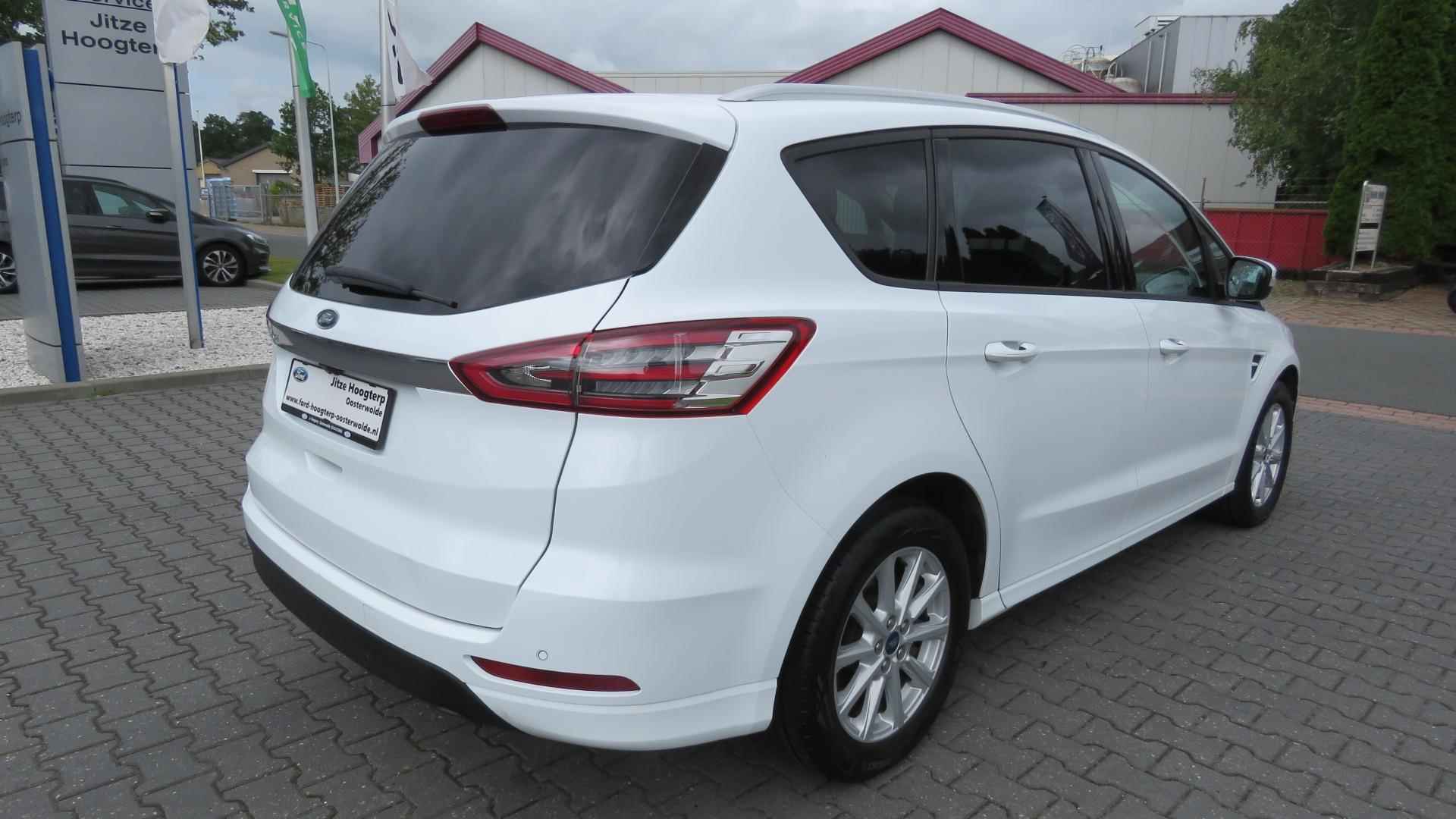 Ford S-Max 1.5 Trend 7 pers. Camera, PDC, Cruise, airco, Naviegatie, 101339 km !! - 28/29