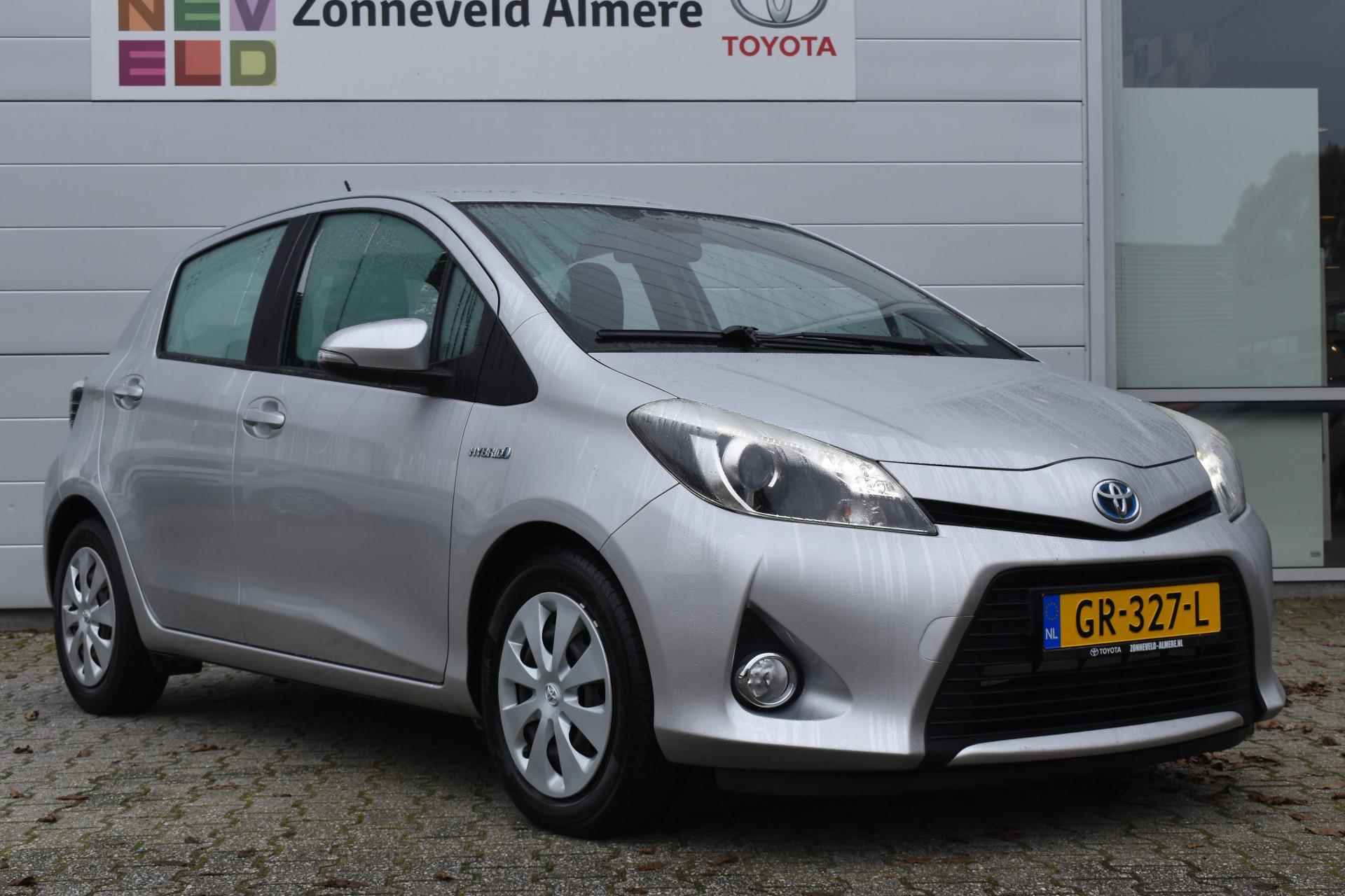 Toyota Yaris 1.5 Full Hybrid Aspiration navigatie - 4/30