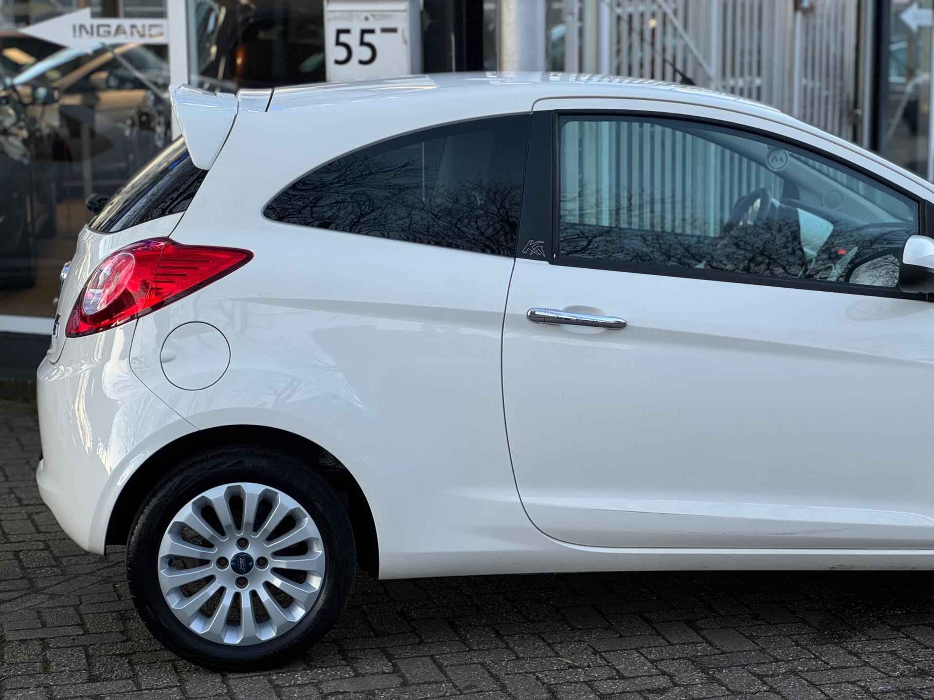 Ford Ka 1.2 Titanium Airco DB riem VV Unieke uitvoering AUX Topstaat Nieuwe APK - 27/42