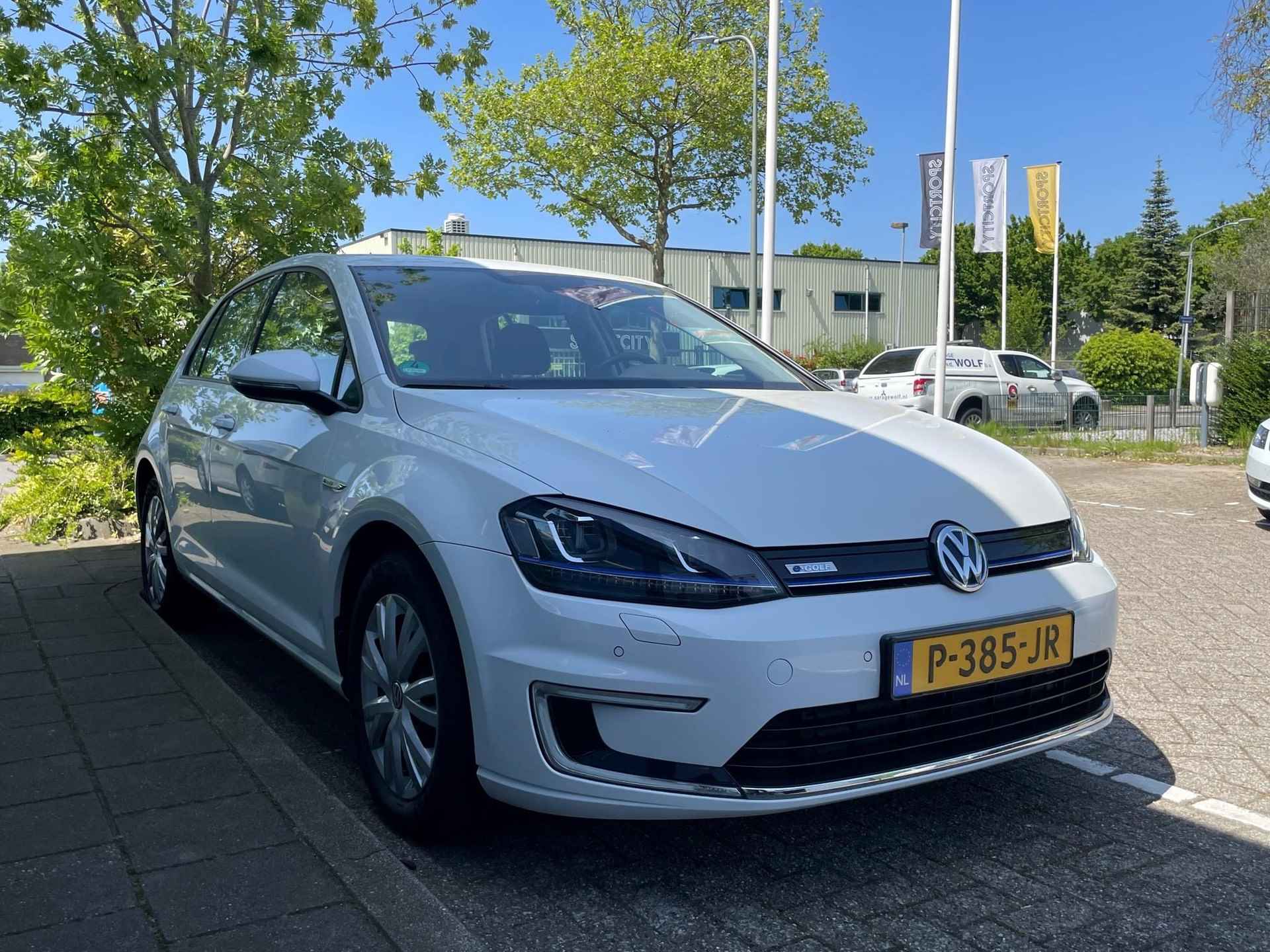 Volkswagen e-Golf e-Golf - 3/16