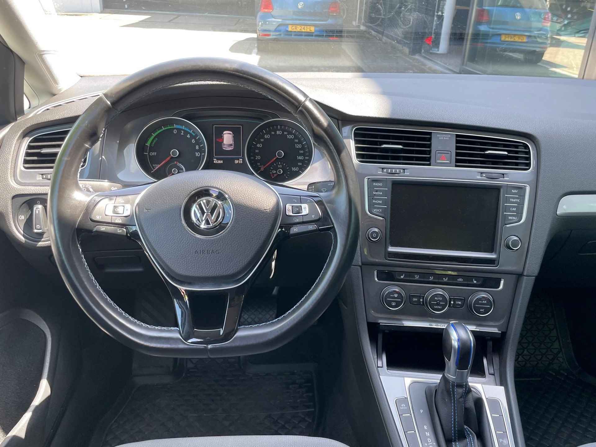 Volkswagen e-Golf e-Golf - 7/16