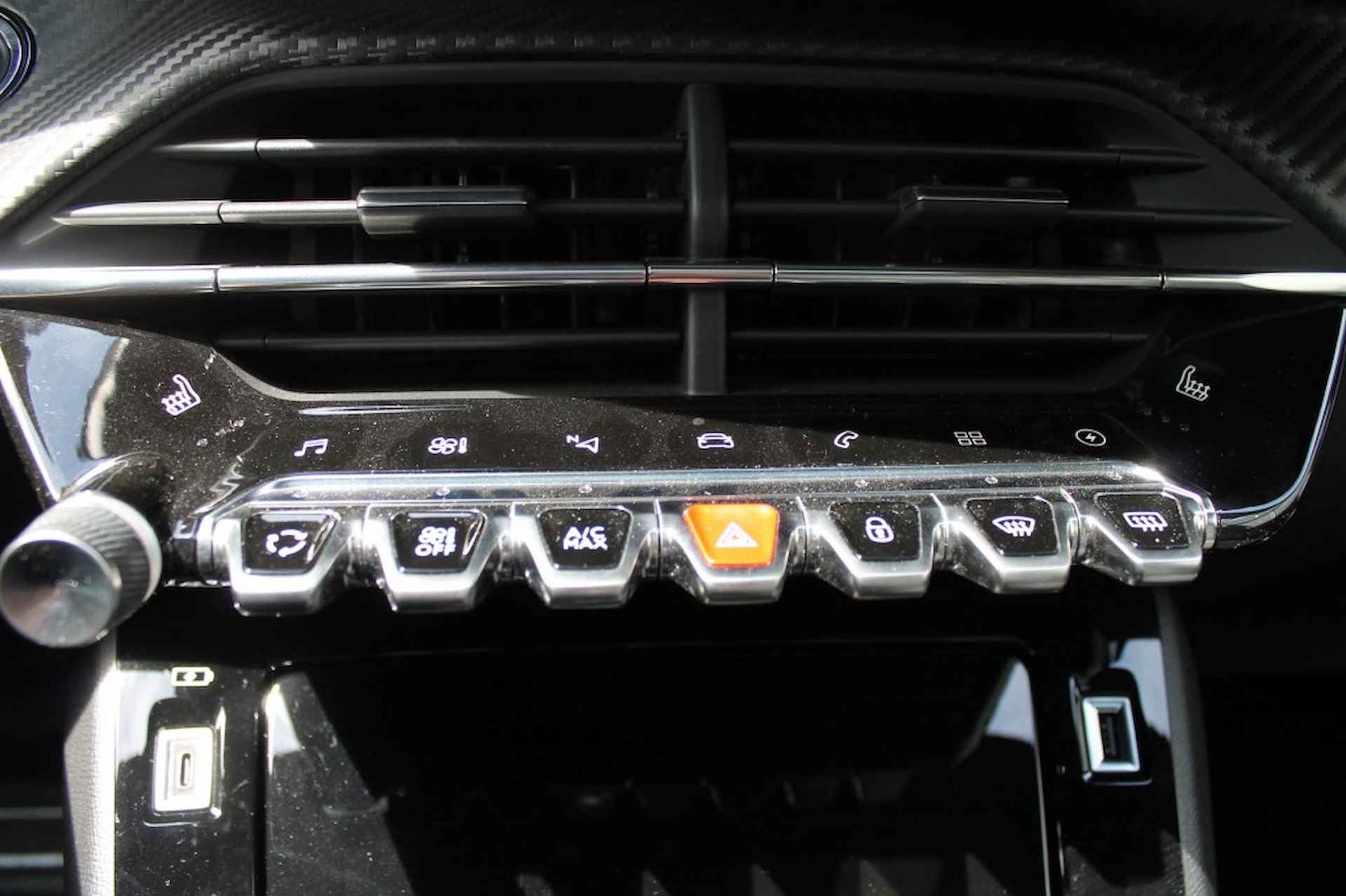 PEUGEOT 208 EV GT 50 KWH  Panoramadak automaat - 24/32