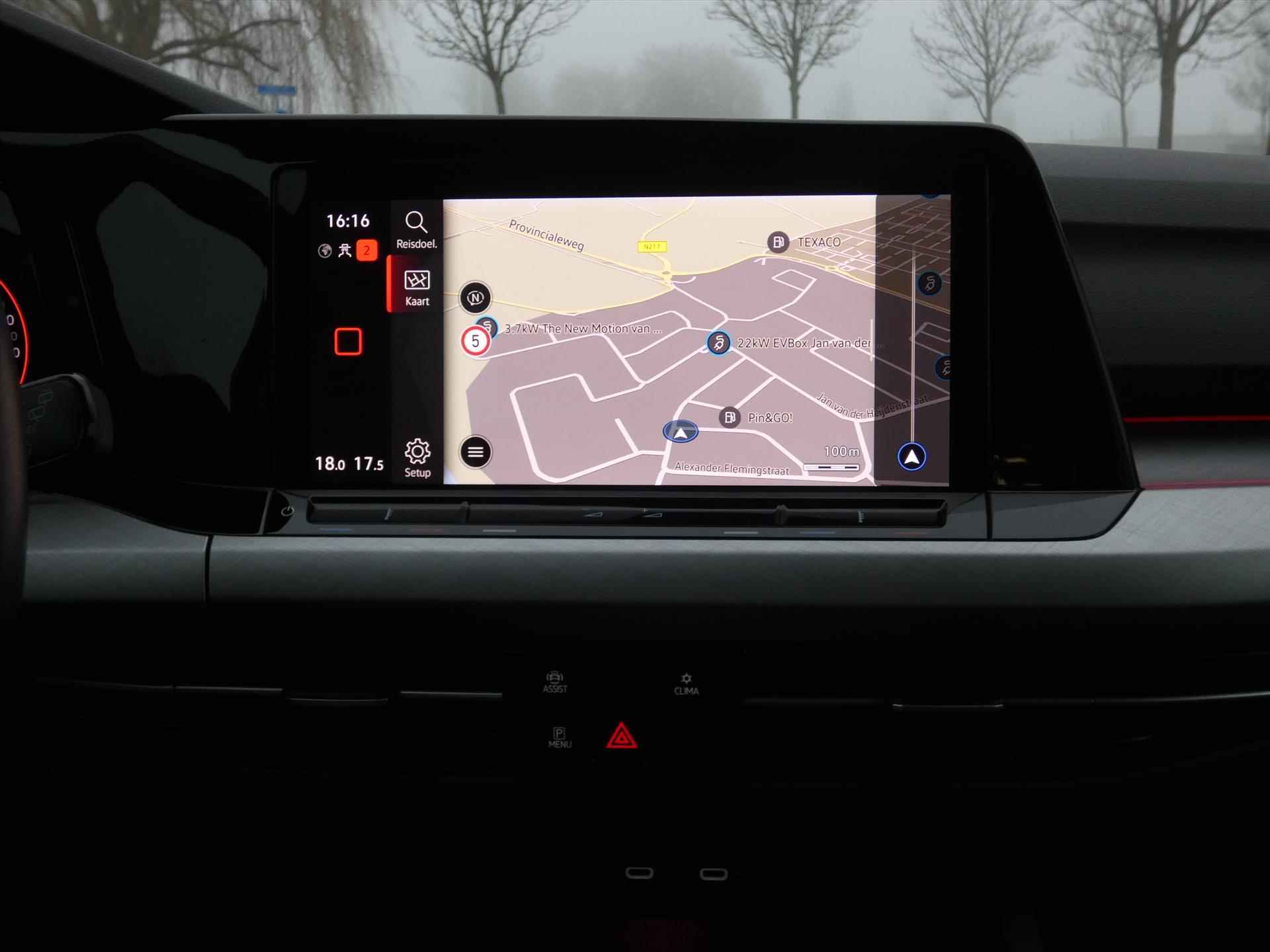 VOLKSWAGEN Golf 1.0 eTSI 110pk 7-DSG Life Lounge | Carplay + Navigatie | - 25/40