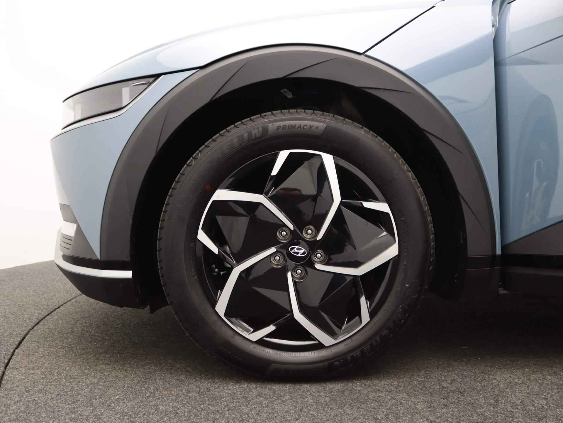 Hyundai IONIQ 5 77 kWh Connect | Bose Audio | Elektrische stoelen | Achteruitrij camera | - 15/49