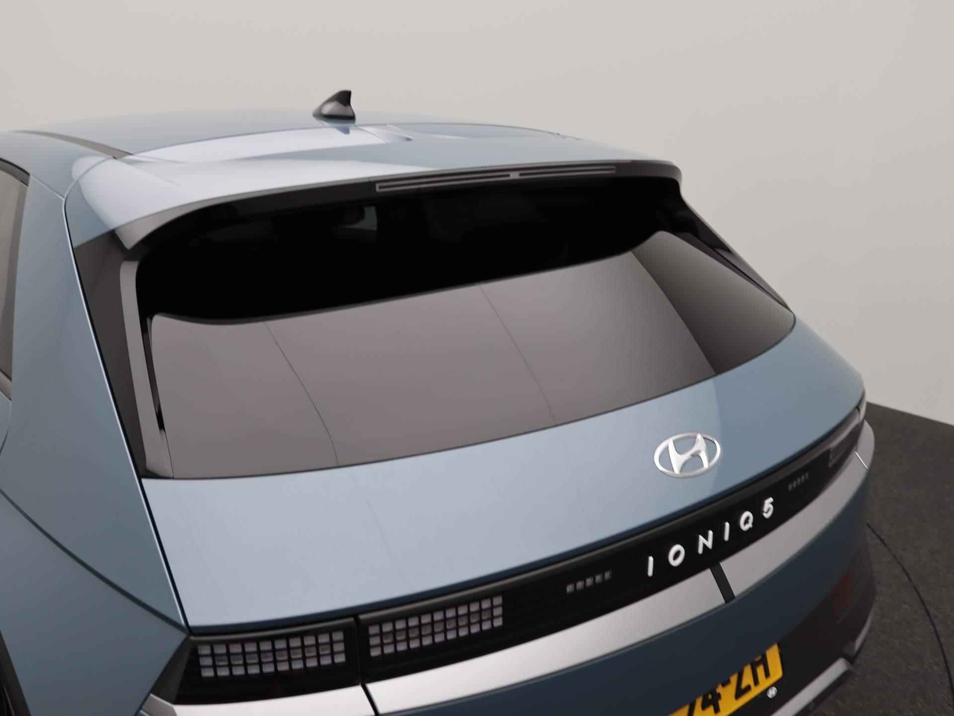 Hyundai IONIQ 5 77 kWh Connect | Bose Audio | Elektrische stoelen | Achteruitrij camera | - 37/49