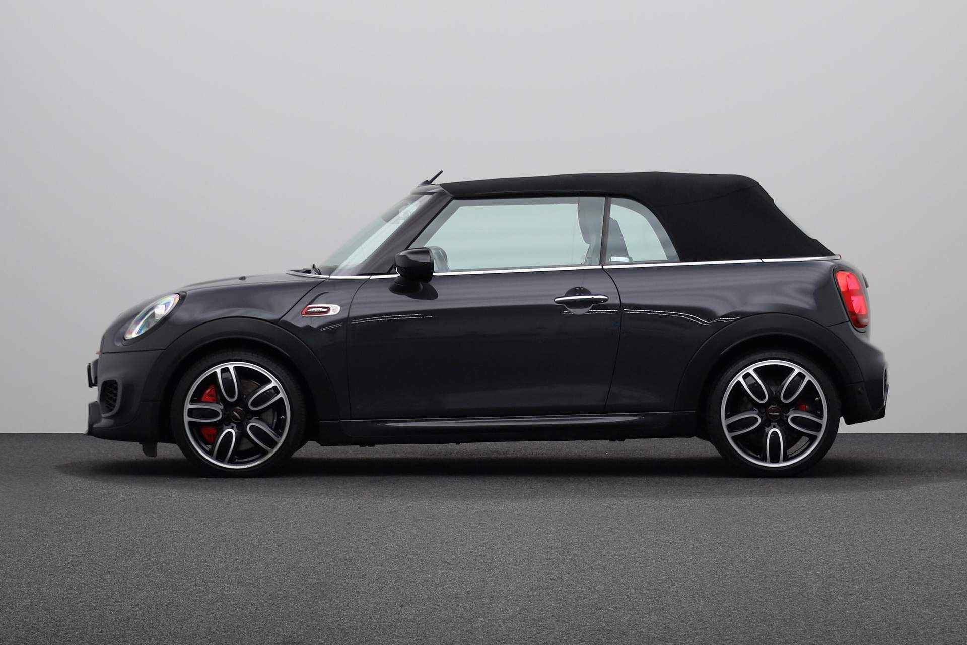 MINI Cabrio 2.0 John Cooper Works Chili | Harman-Kardon Sound System | Comfort Access | PDC Achter | Sportonderstel | ISOFIX | - 29/33