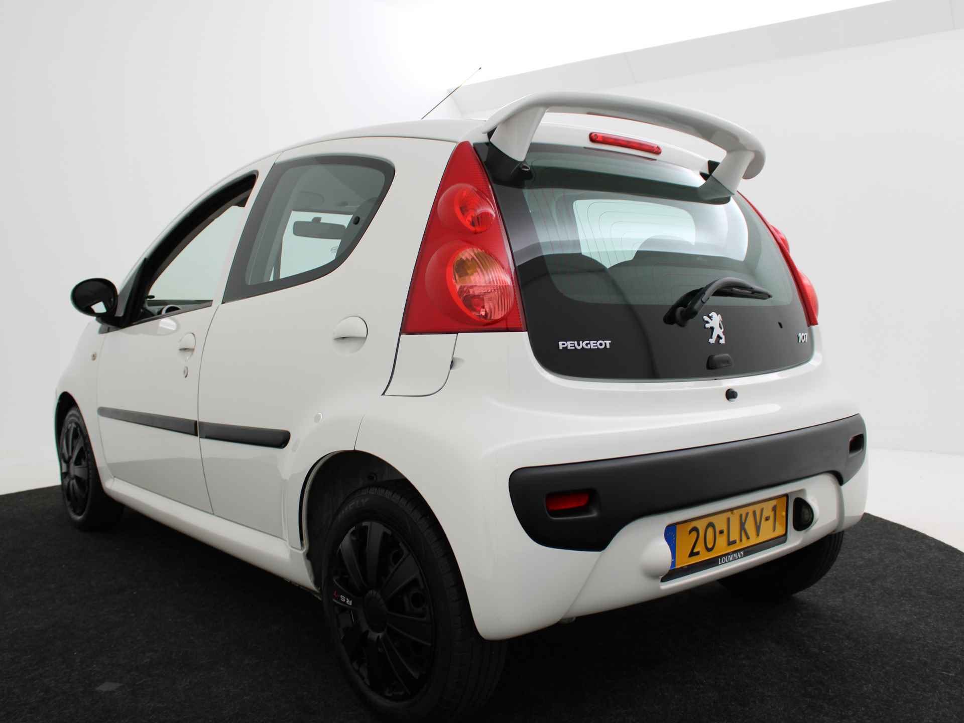 Peugeot 107 1.0-12V XS | Automaat | Airco | Spoiler | Elektrische ramen | OVV. Tim 18-09 - 37/40