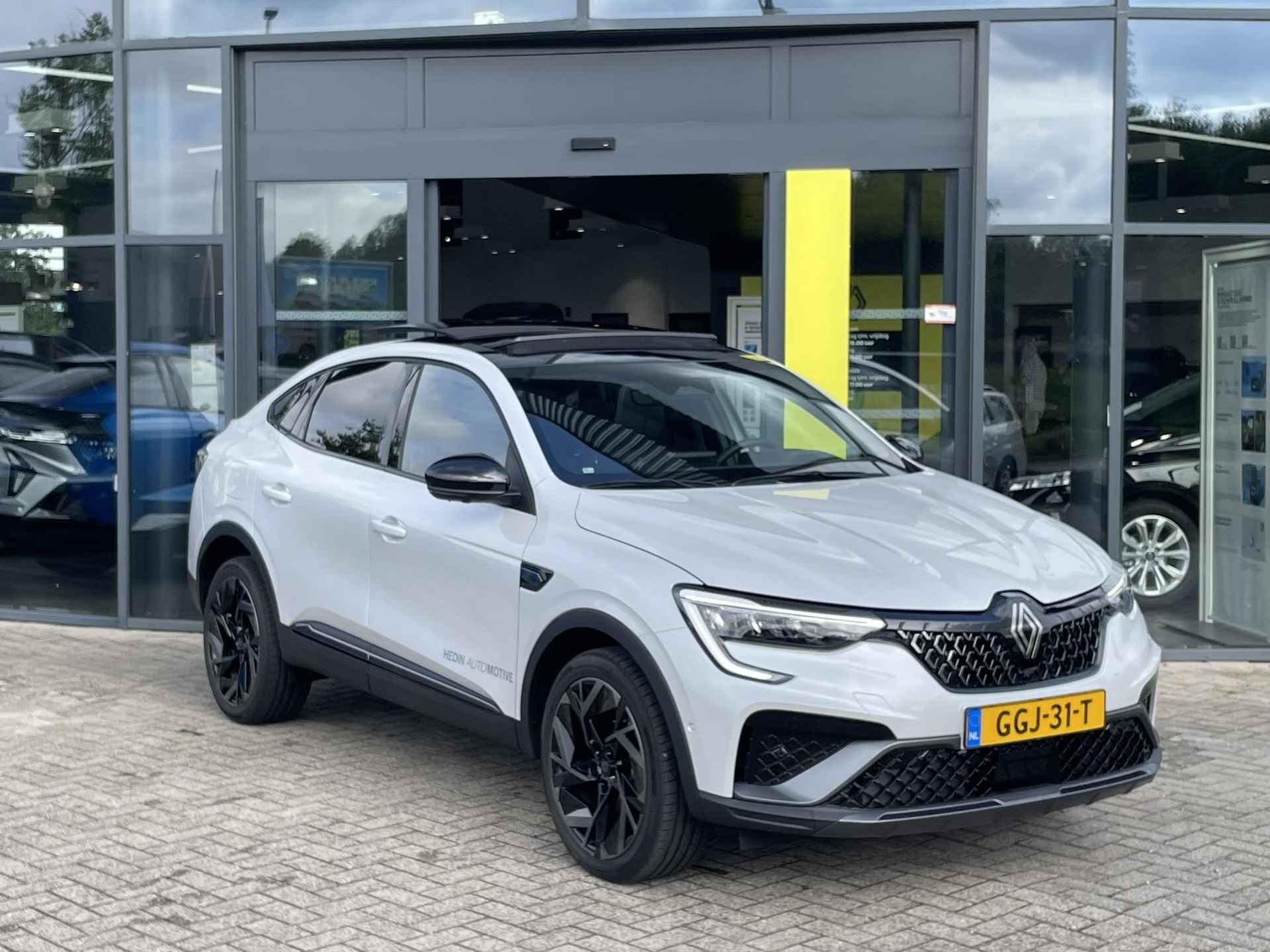 Renault Arkana 1.6 E-Tech hybrid 145 esprit Alpine PANORAMADAK | KEYLESS | APPLE CARPLAY/ANDROID AUTO | VERWARMBARE STOELEN | CLIMATE CONTROL | CRUISE CONTROL - 3/26