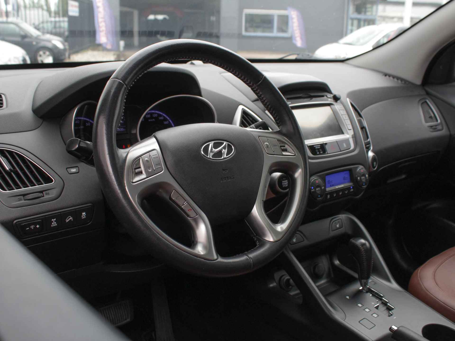 Hyundai ix35 2.0i 4WD i-Catcher Automaat | Navi | Camera | Leder | Clima | Lm-Velgen - 10/30