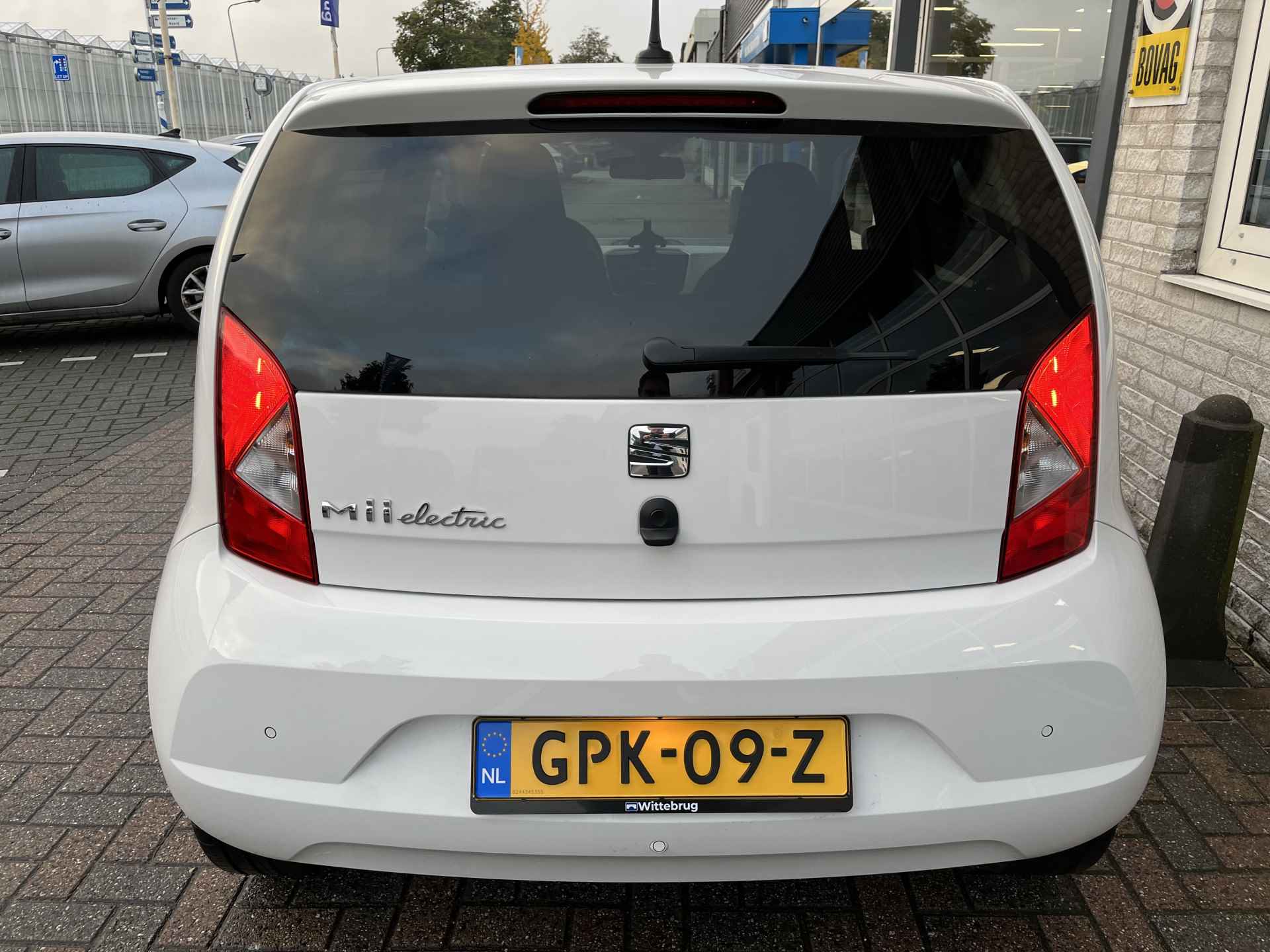 SEAT Mii Electric electric Plus / SUBSIDIE/ 13.800 KM/ PARK. SENSOREN/ CRUISE/ STOEL VERWARM./ VOORRUIT VERWARM./ BLUETOOTH/ CLIMA/ DAB/ - 28/34