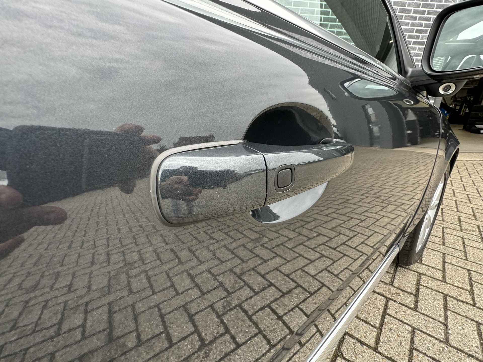 Volvo S80 2.0 T5 Summum | Adaptieve Cruise Control | Stoelventilatie en verwarming | Four-C adaptief chassis | Parkeersensoren V+A | Schuifdak | Lederen bekleding | Dealer onderhouden, uniek!! - 20/21