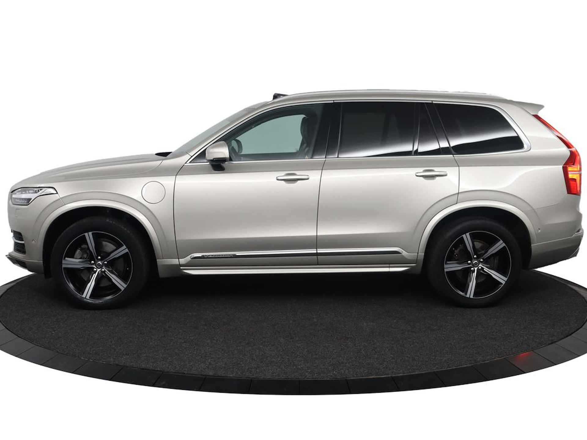 Volvo XC90 T8 AWD Inscription | Luchtvering | Adaptieve Cruise control | Stoel + Stuurverwarming | 360 camera | BLIS | Panoramadak | 20'' | - 4/75