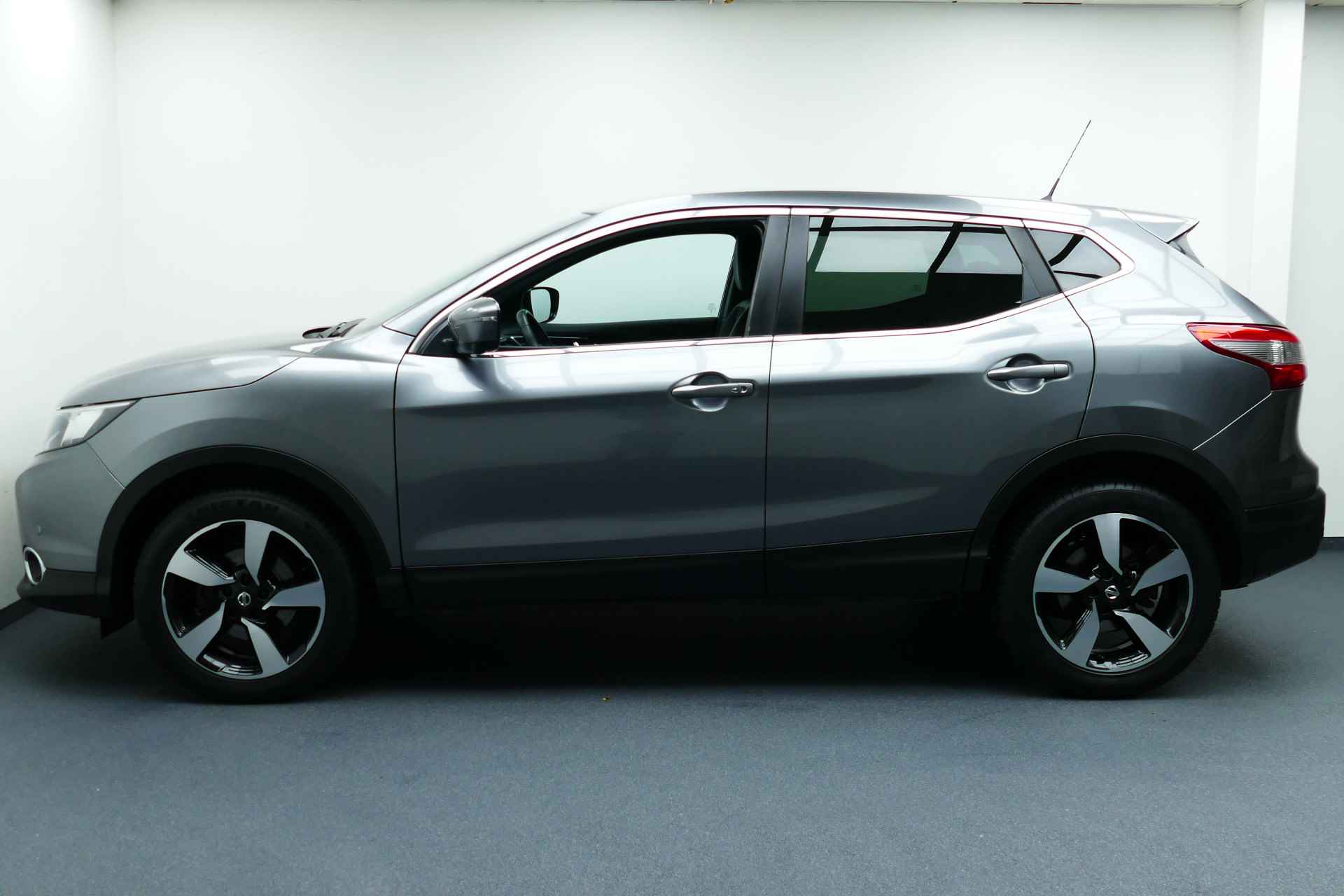 Nissan QASHQAI 1.2 N-Connecta. Half Leer, Stoelverw, 360 Camera, 18"LMV, Navi, Clima, Cruise - 11/40