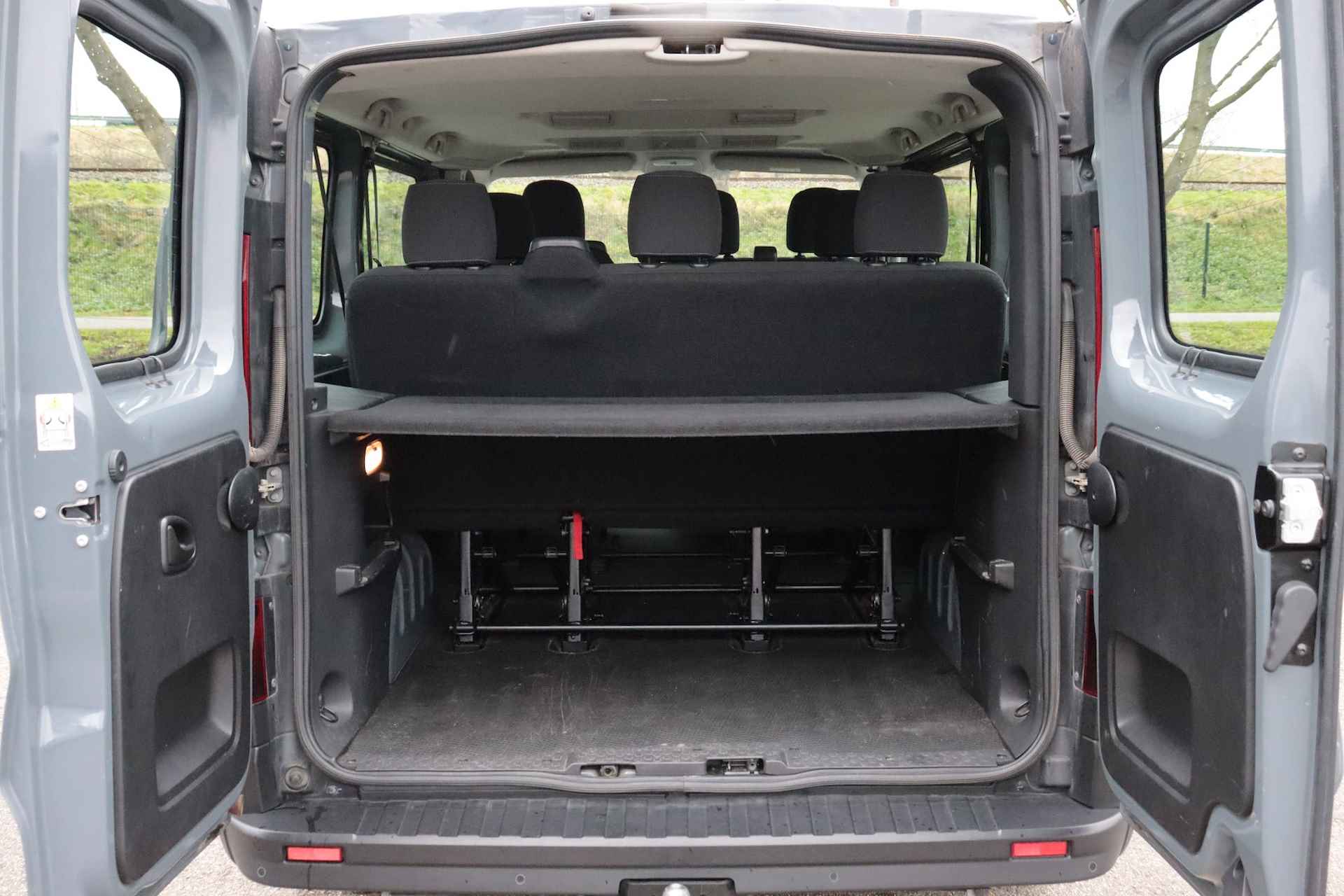 Renault Trafic Passenger 2.0 dCi 120 L1H1 | 9 PERS | AIRCO | PDC ACHTER | CRUISE | TREKHAAK | - 13/32