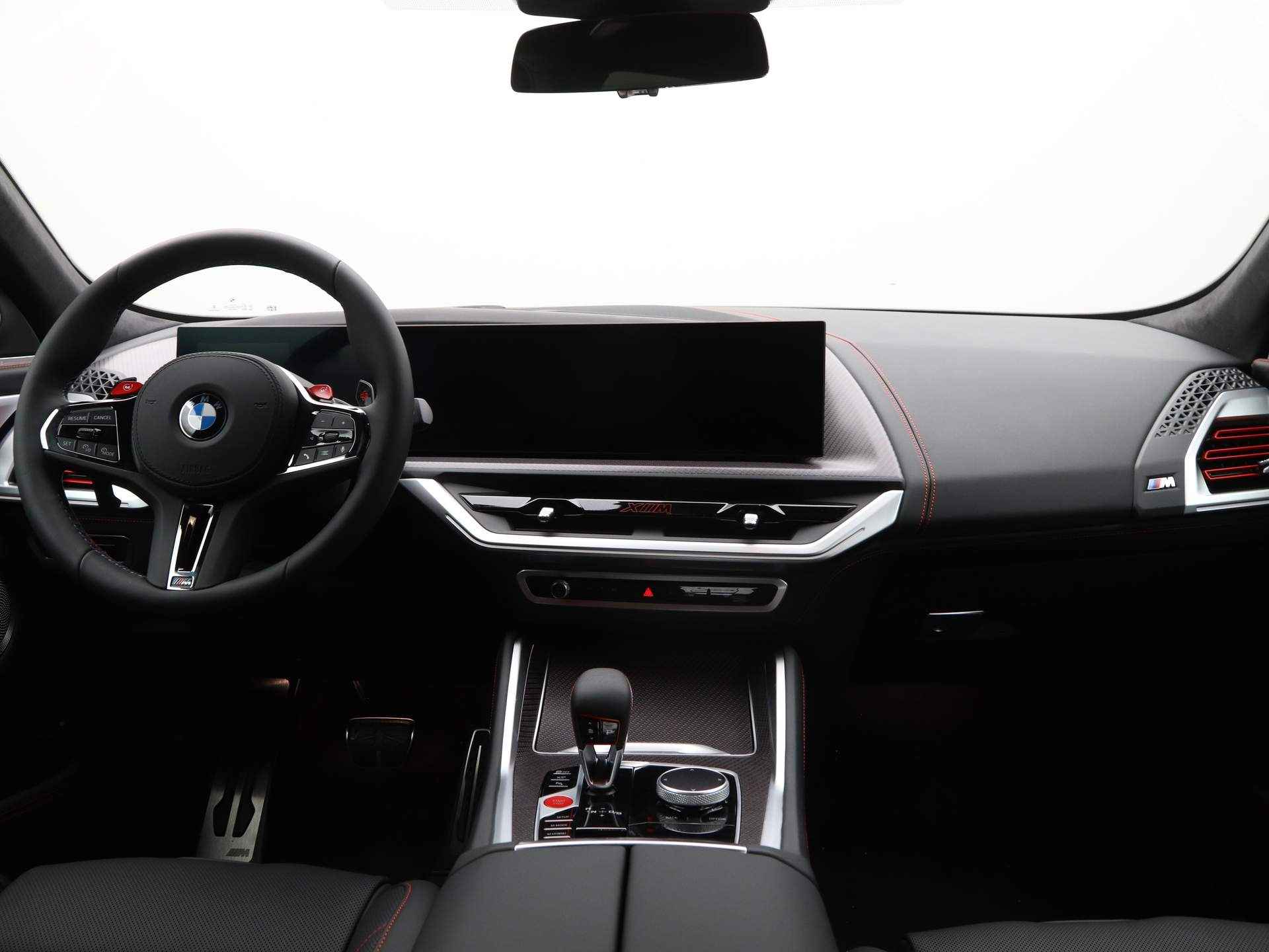 BMW XM xDrive Label Red - 14/22
