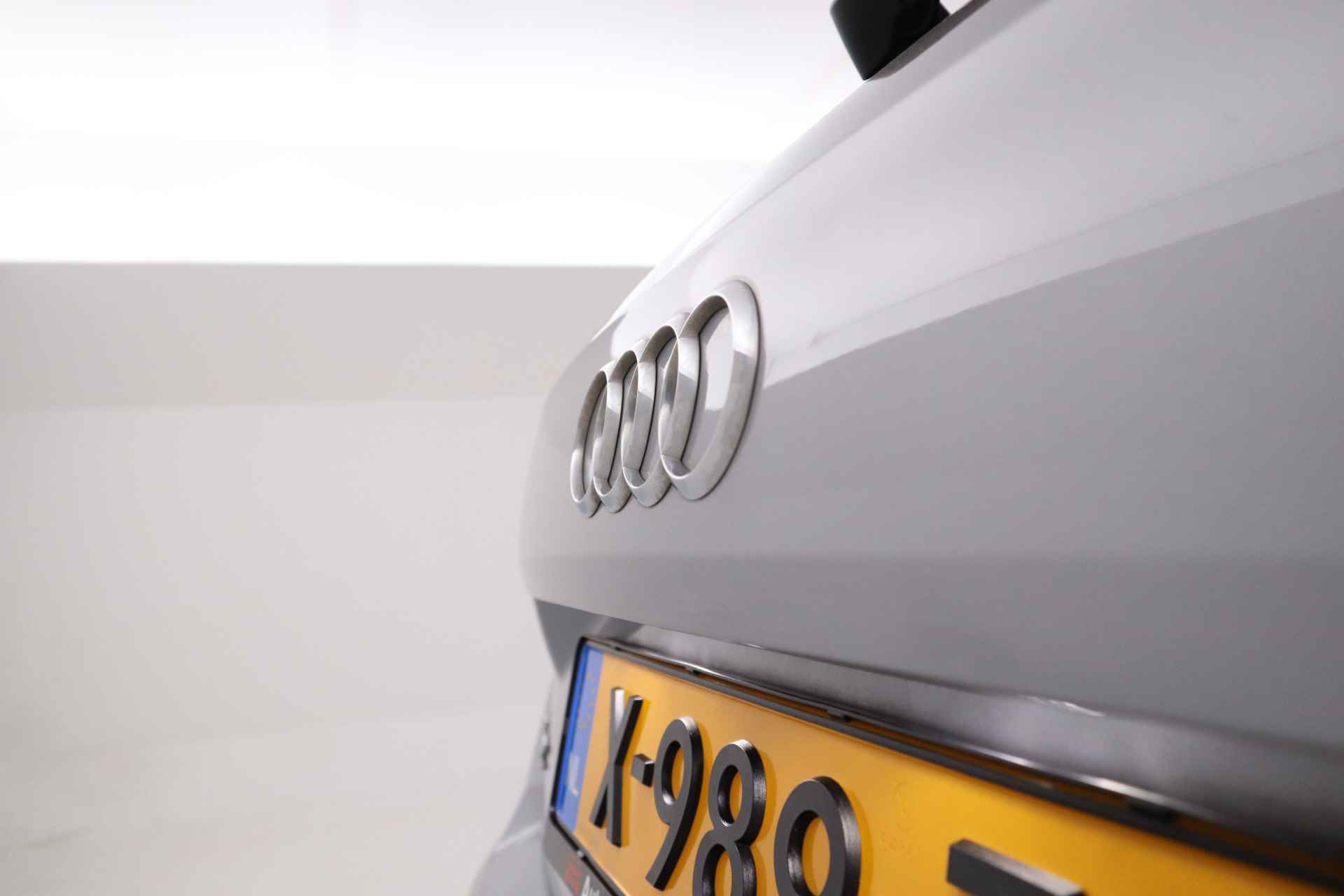 Audi Q2 1.0 TFSI Design Navigatie, Lmv, Climate, - 11/35