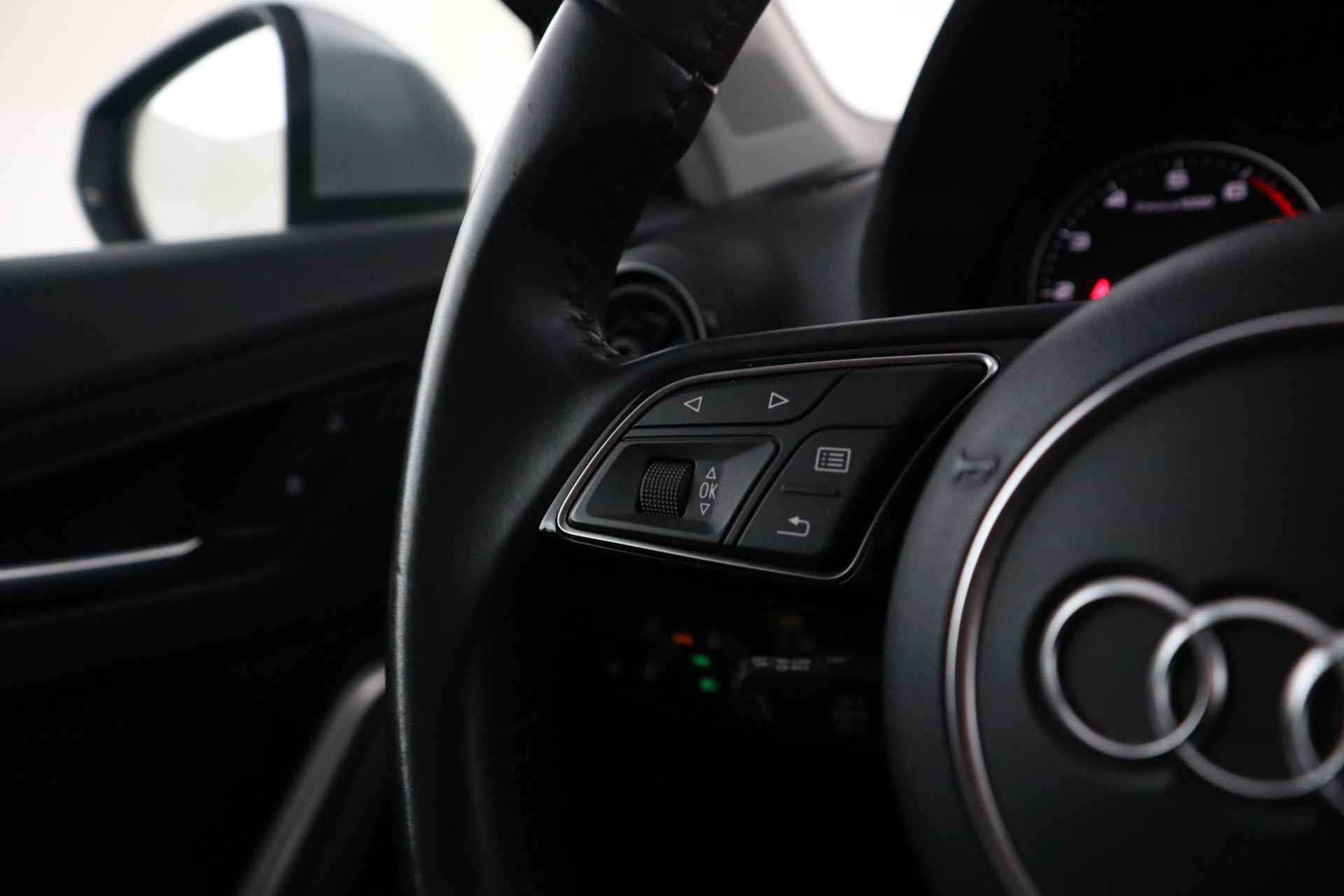 Audi Q2 1.0 TFSI Design Navigatie, Lmv, Climate, - 29/35