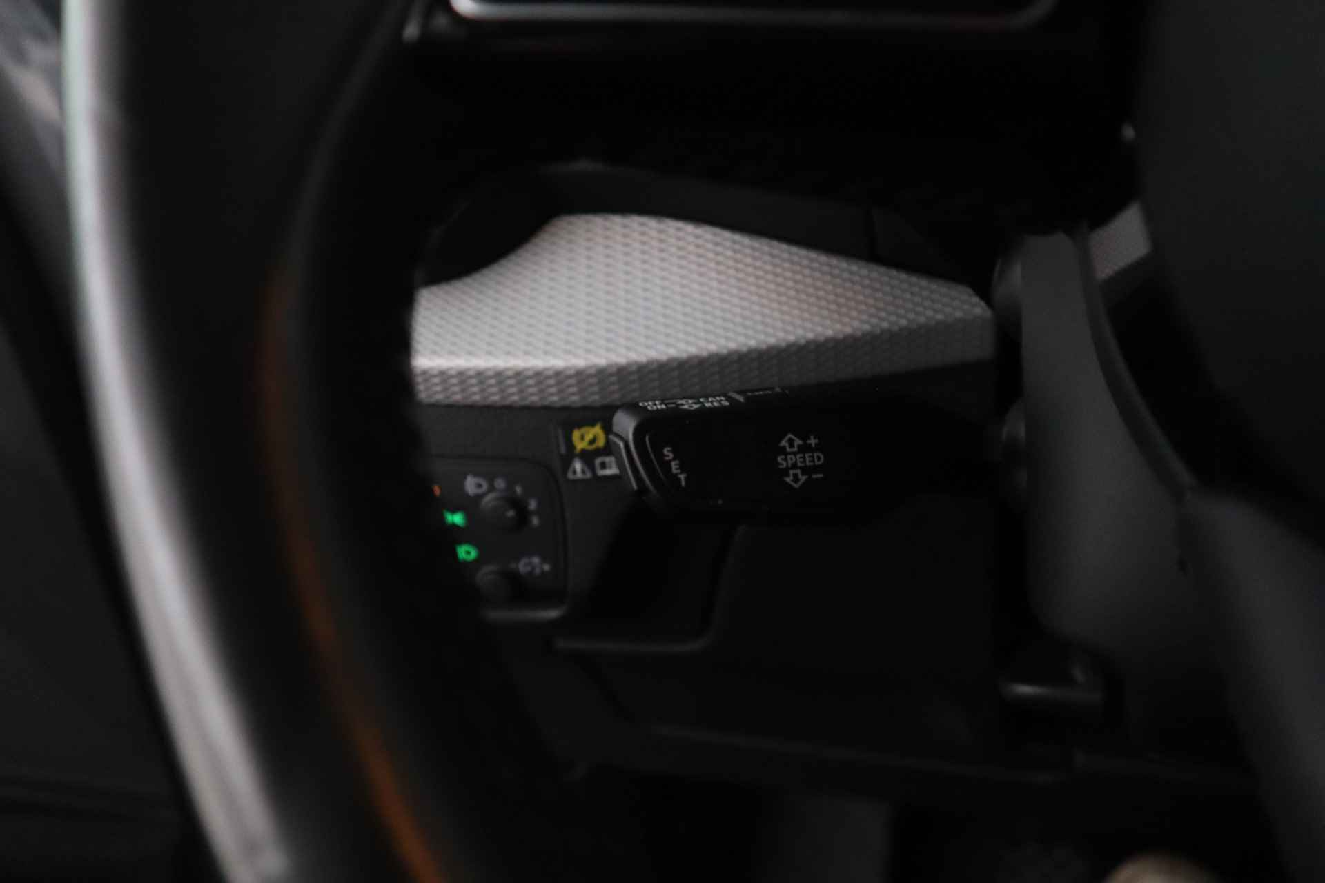 Audi Q2 1.0 TFSI Design Navigatie, Lmv, Climate, - 34/35