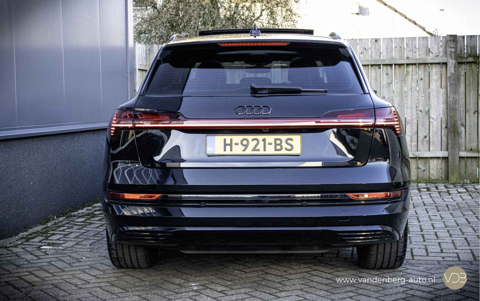 Audi e-tron 50 Quattro LEER PANO CAMERA Origineel NL - 4/14