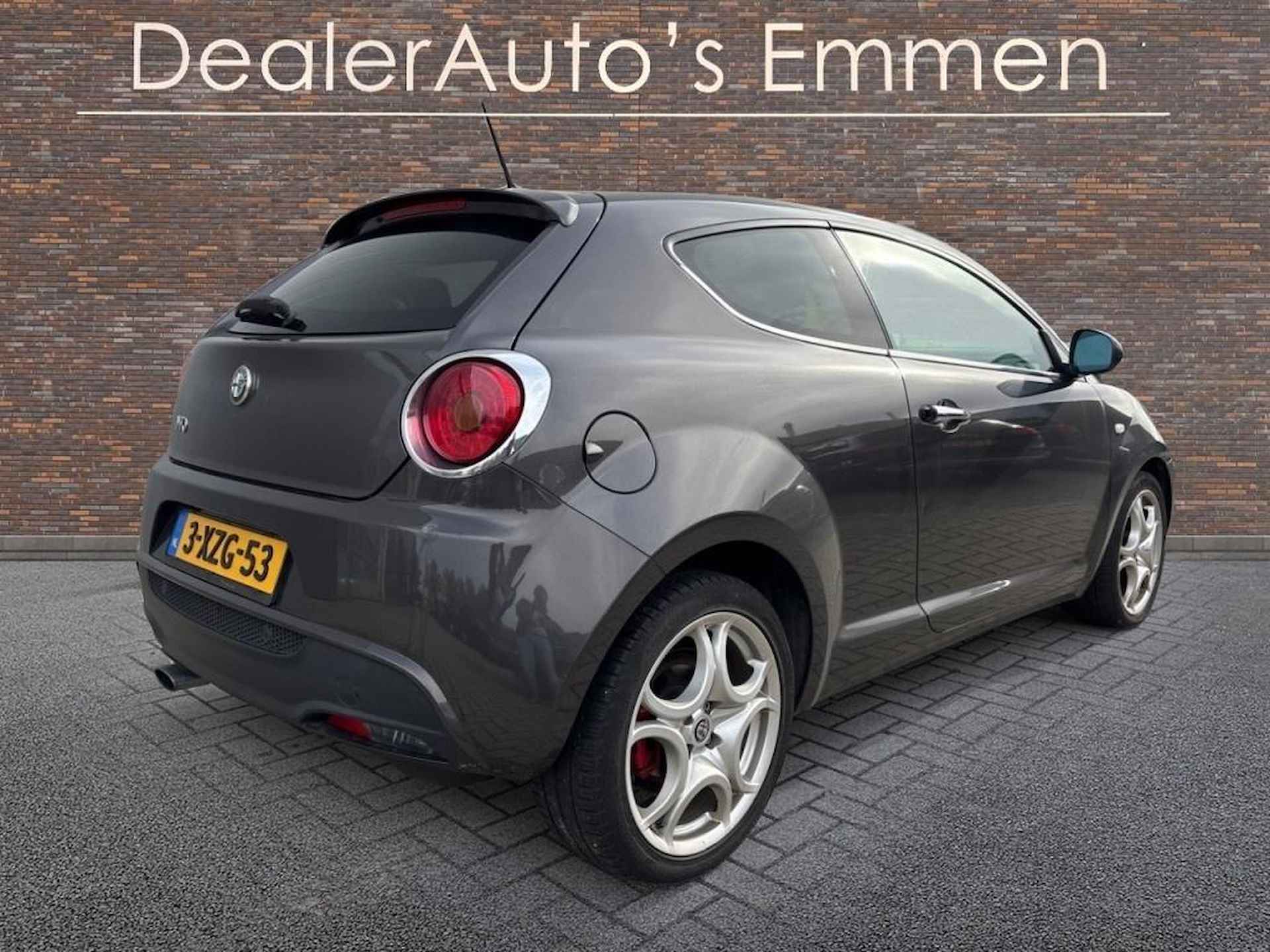 Alfa Romeo MiTo 0.9 T. ECC LMV NAVIGATIE CRUISE LEDER - 2/13