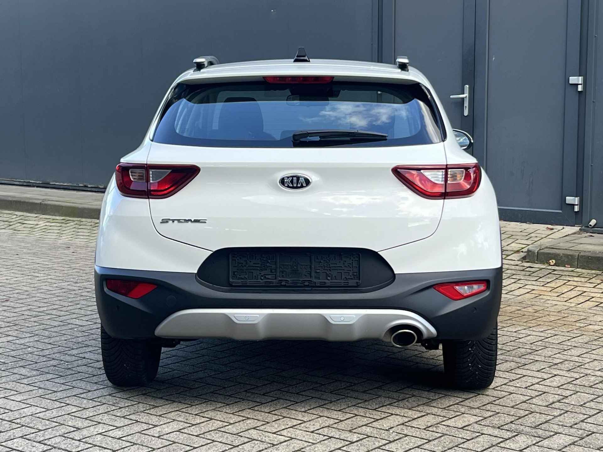 Kia Stonic 1.0 T-GDi MHEV DynamicPlusLine Automaat / Fabriekgarantie tot 26-07-2028 / Navigatie / Achteruitrijcamera / Stuur Verwarming / Stuur verwarming / Cruise Control - 5/29