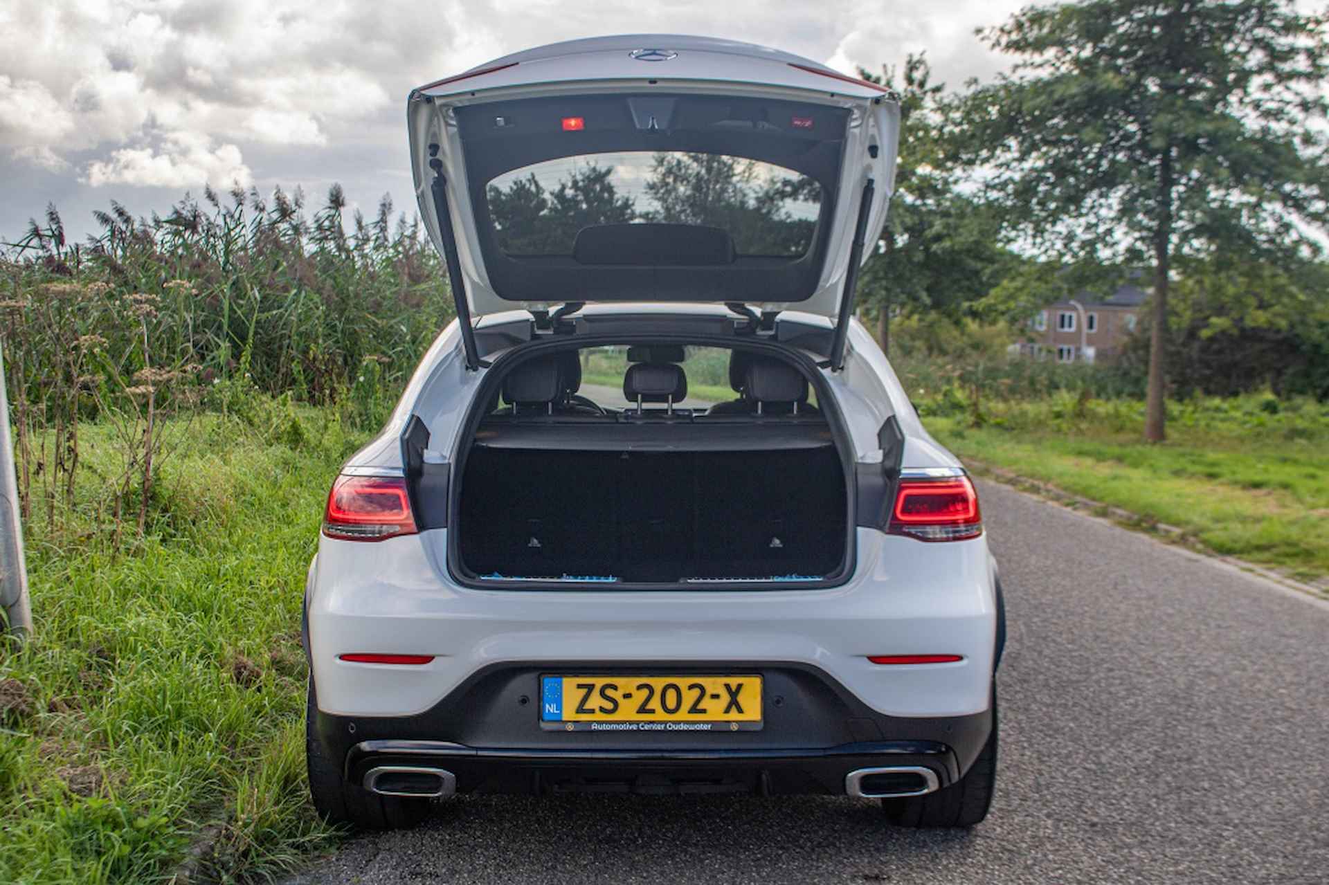 Mercedes-benz GLC-klasse Coupé 200 Premium | PANO | EL. TREKHAAK | 360 CAMERA | LMV | NAVI - 22/53