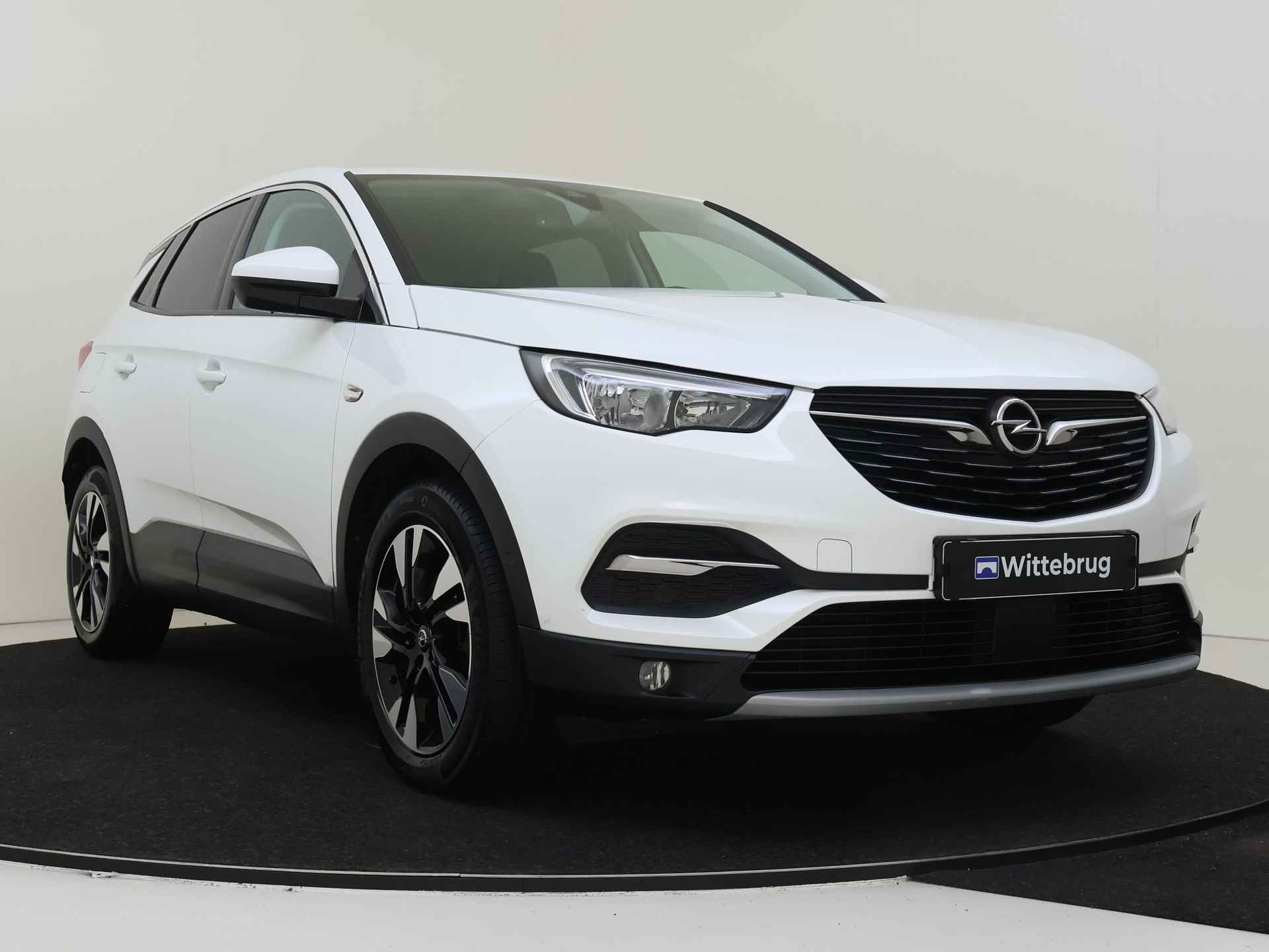 Opel Grandland X 1.2 Turbo Innovation | Achteruitrijcamera | Parkeersensoren | Climate control - 4/41