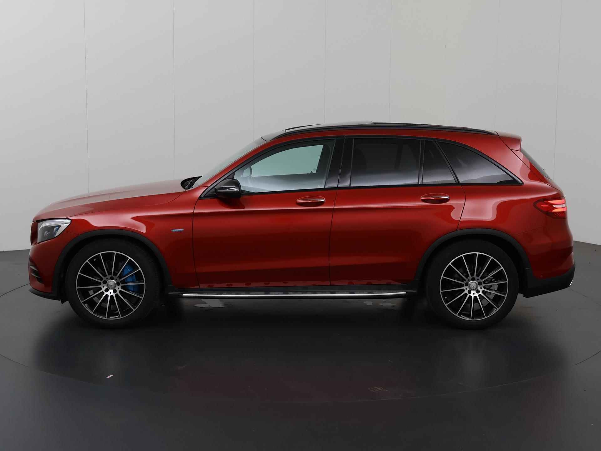 Mercedes-Benz GLC-klasse 350e 4MATIC Business Solution AMG | Luchtvering | Ele. wegklapbare trekhaak | Camera | Burmester Audio | HUD | Panoramadak | Adaptieve Cruise Control | Lederen Interieur | - 6/53